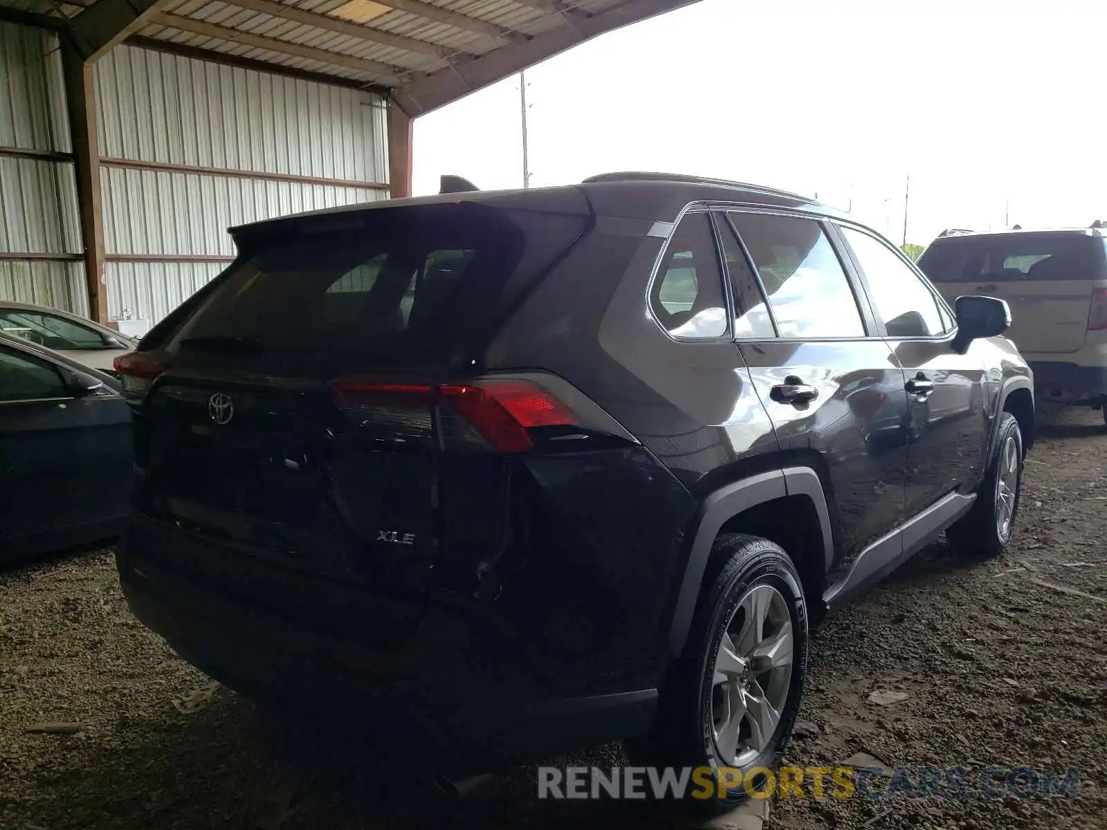 4 Photograph of a damaged car 2T3W1RFV1MW108336 TOYOTA RAV4 2021