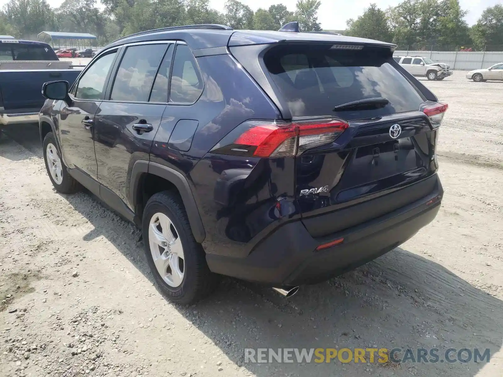 3 Photograph of a damaged car 2T3W1RFV1MW111351 TOYOTA RAV4 2021