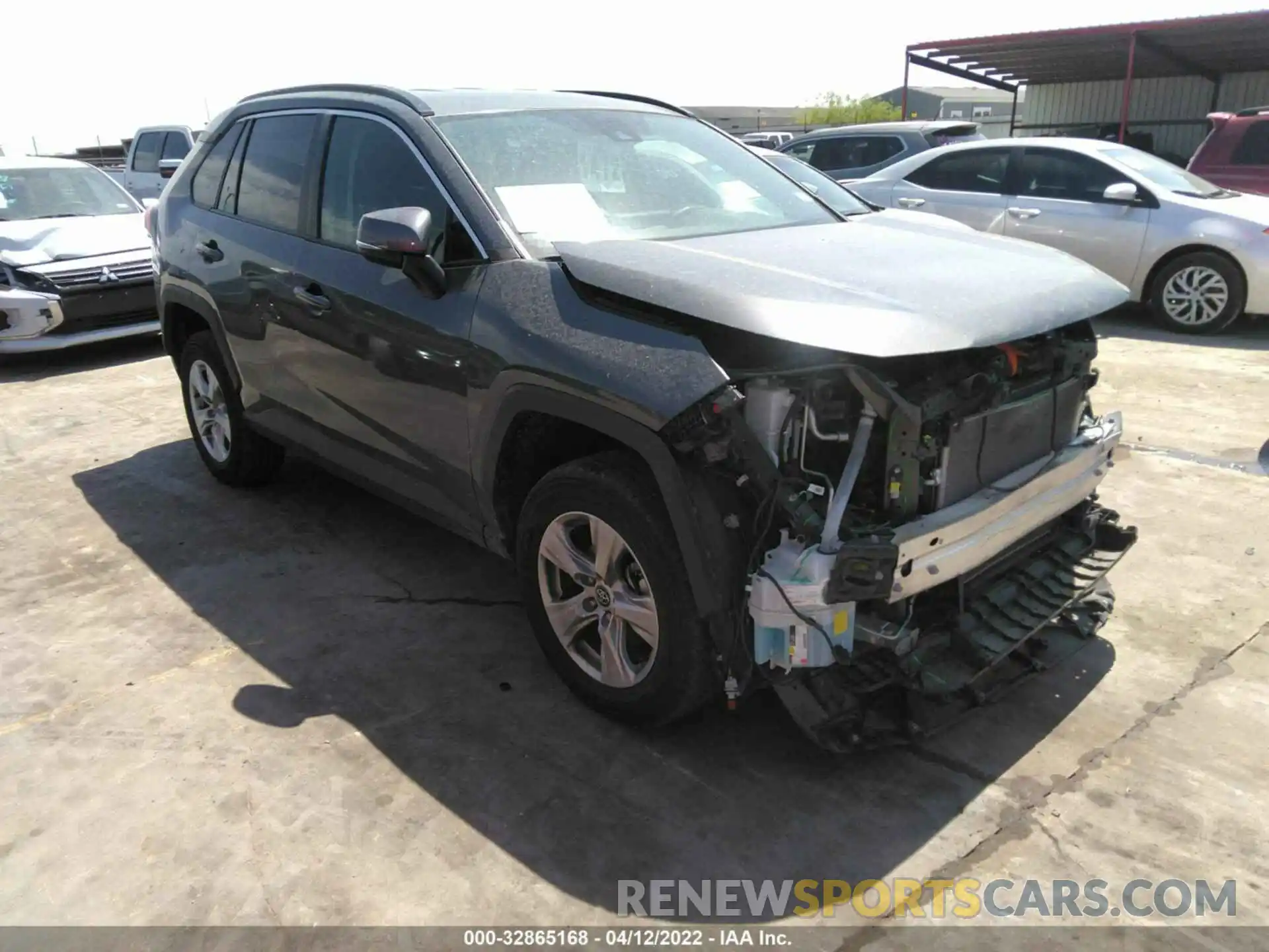 1 Photograph of a damaged car 2T3W1RFV1MW112886 TOYOTA RAV4 2021