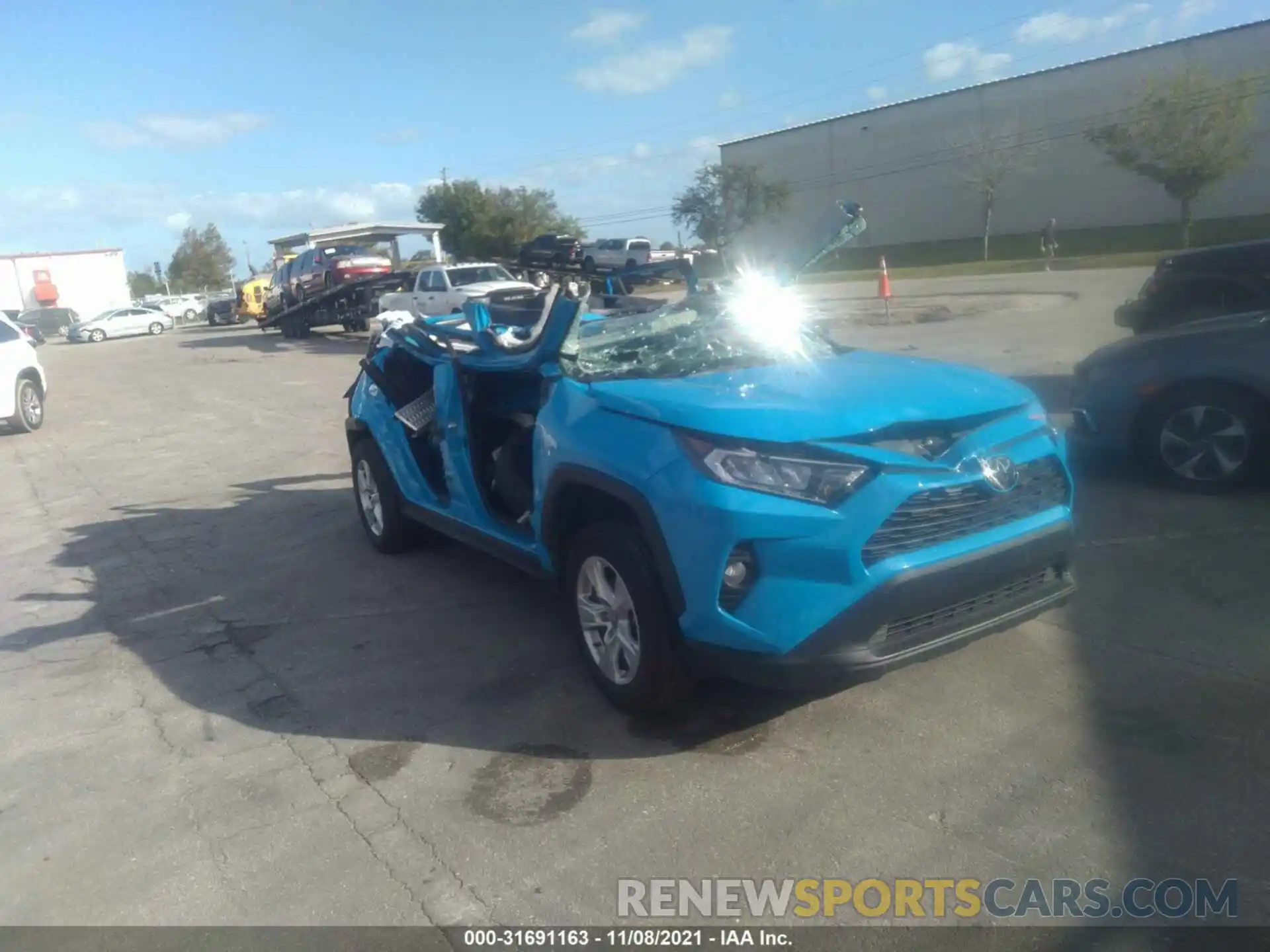 1 Photograph of a damaged car 2T3W1RFV1MW113150 TOYOTA RAV4 2021