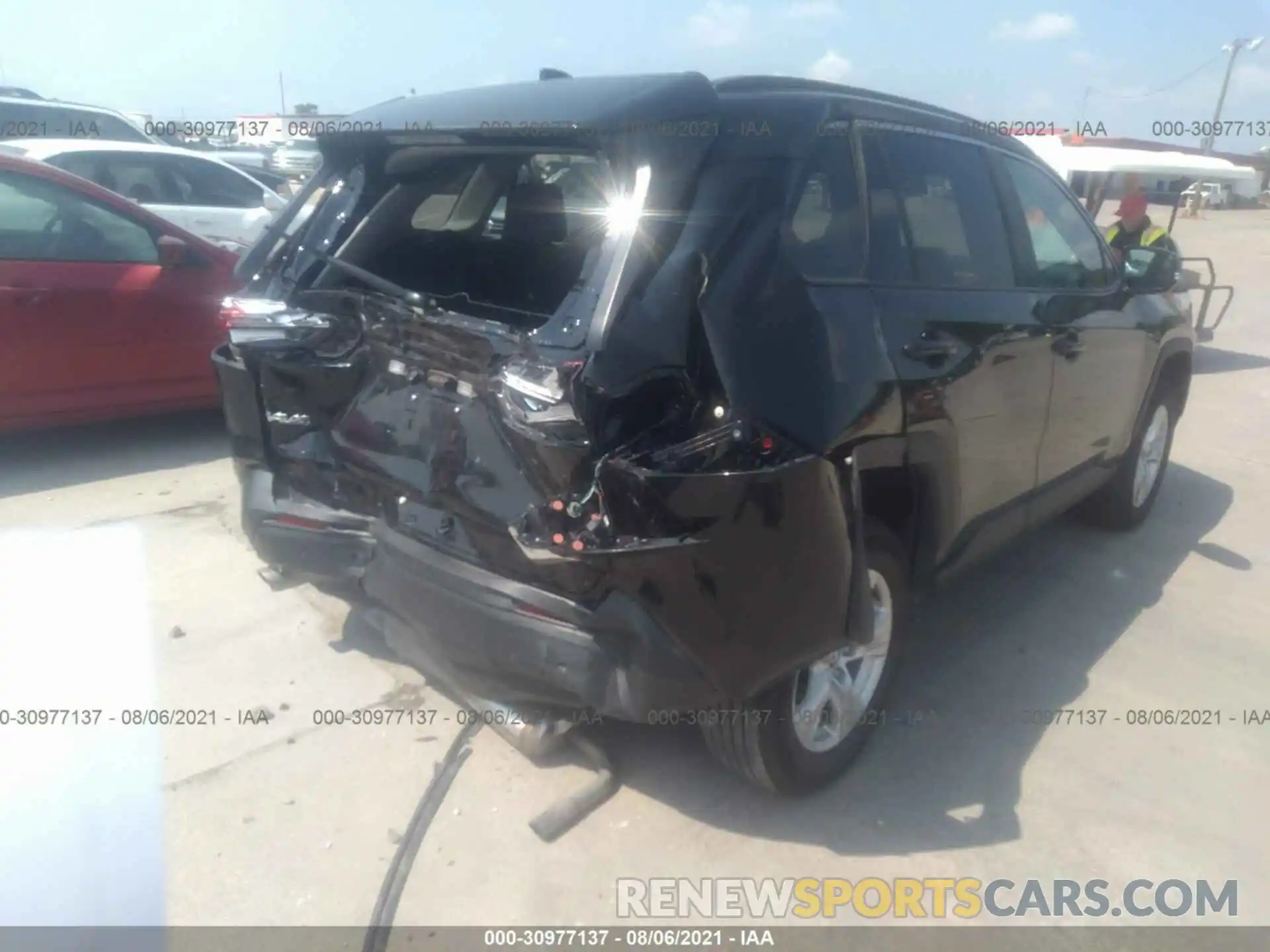 4 Photograph of a damaged car 2T3W1RFV1MW120762 TOYOTA RAV4 2021