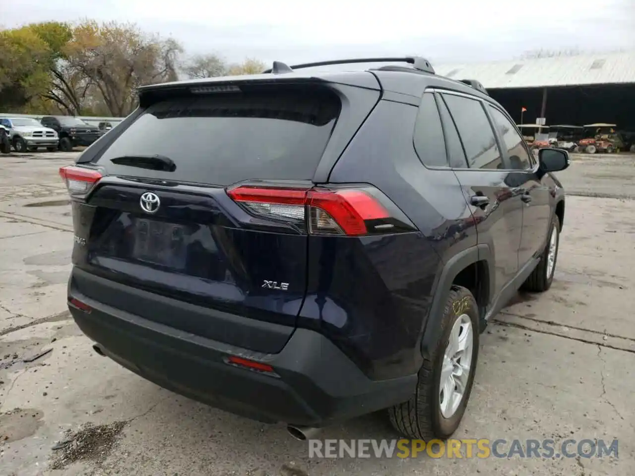 4 Photograph of a damaged car 2T3W1RFV1MW121278 TOYOTA RAV4 2021