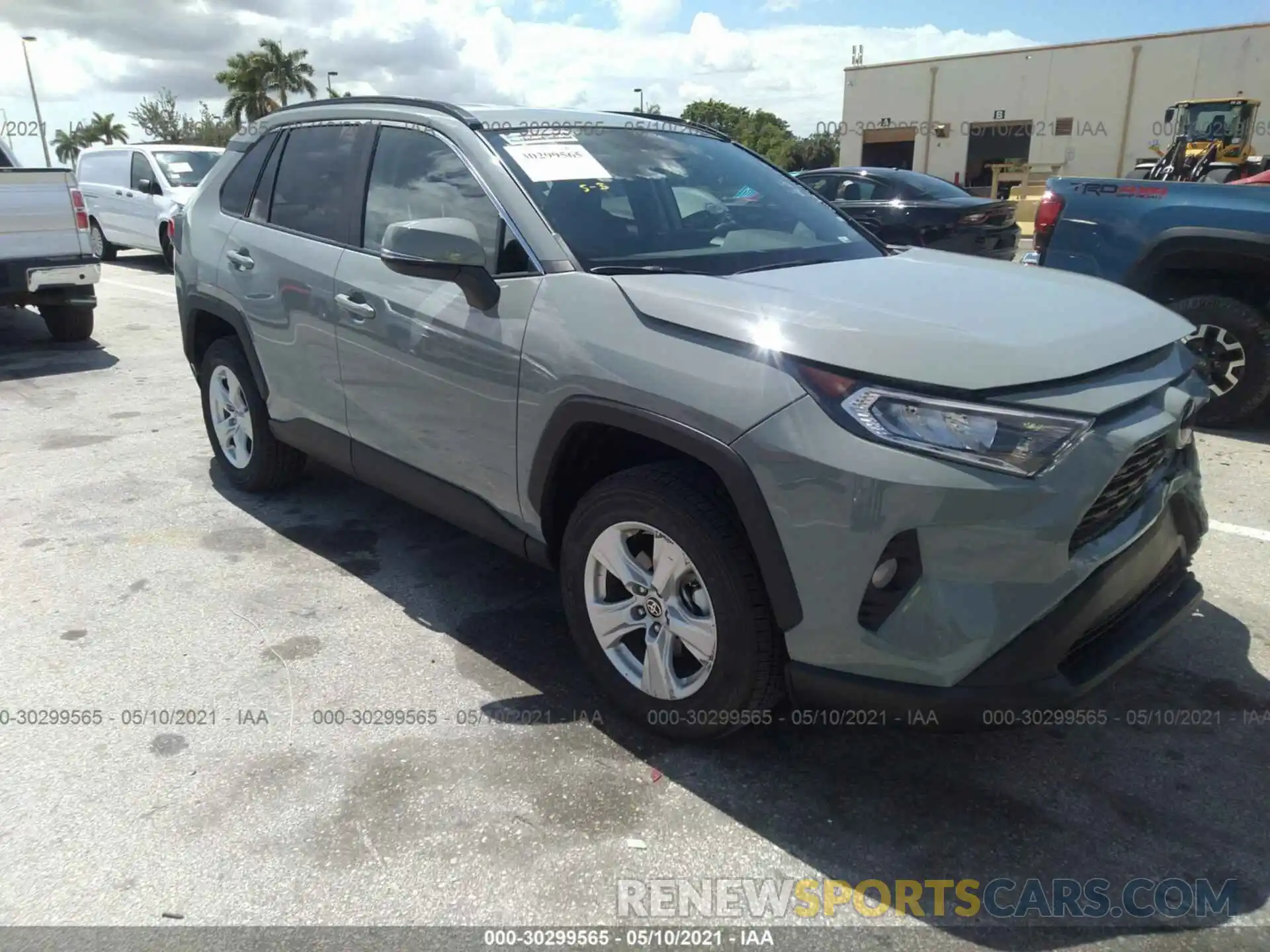 1 Photograph of a damaged car 2T3W1RFV1MW131437 TOYOTA RAV4 2021