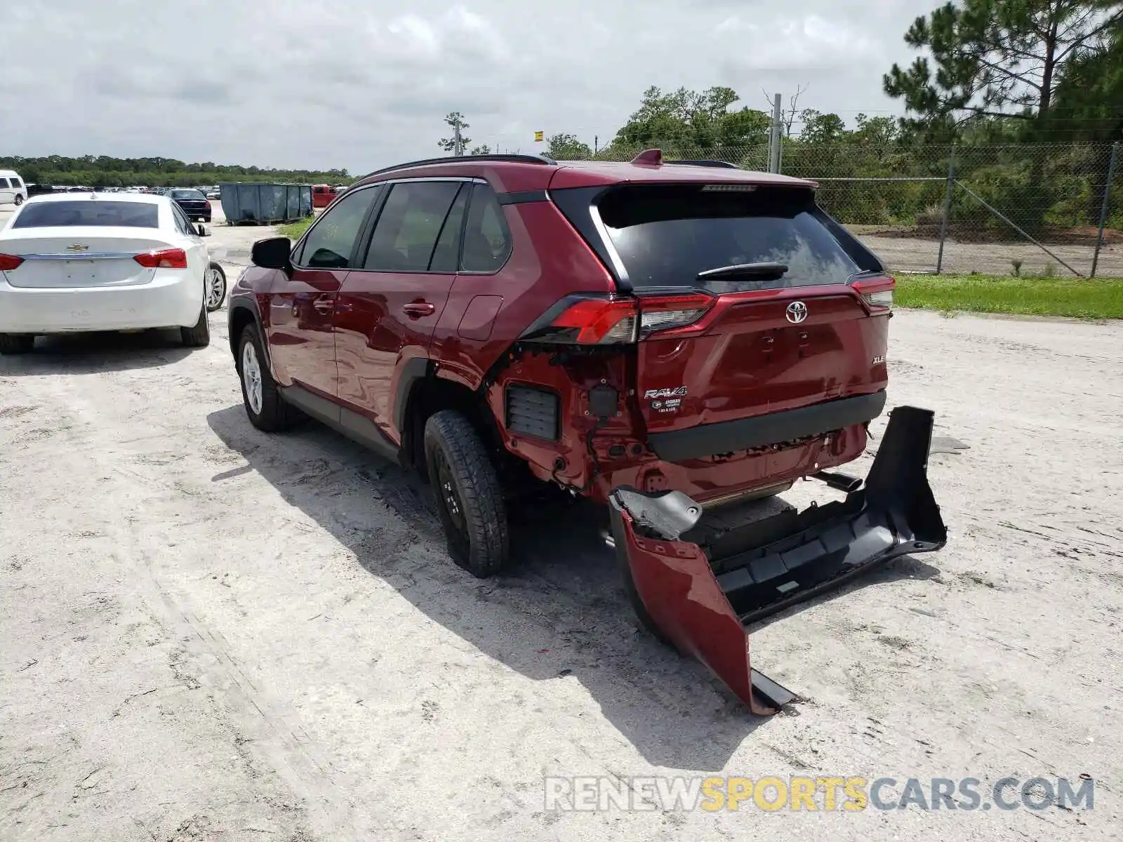 9 Photograph of a damaged car 2T3W1RFV1MW139960 TOYOTA RAV4 2021