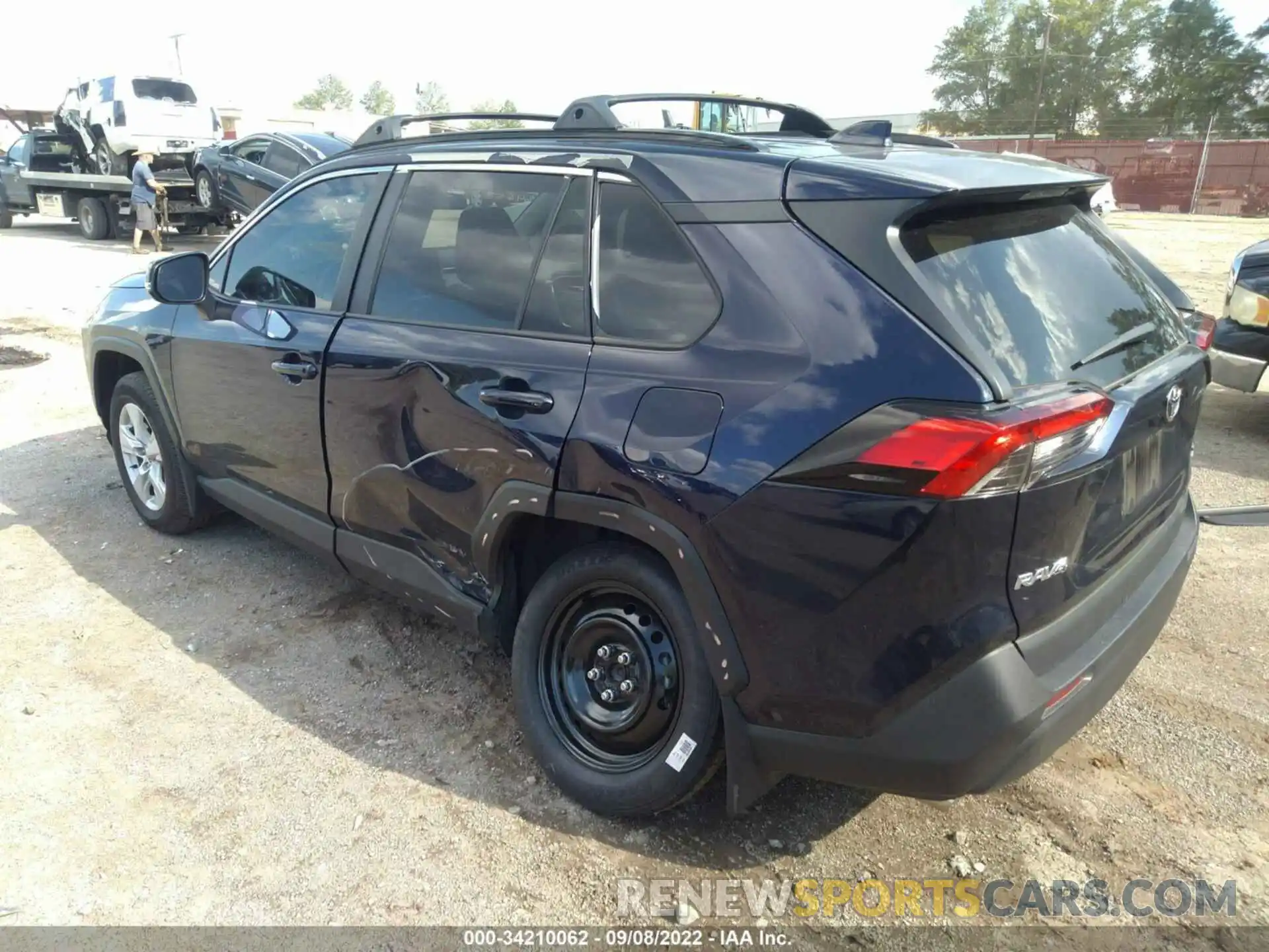 3 Фотография поврежденного автомобиля 2T3W1RFV1MW140980 TOYOTA RAV4 2021