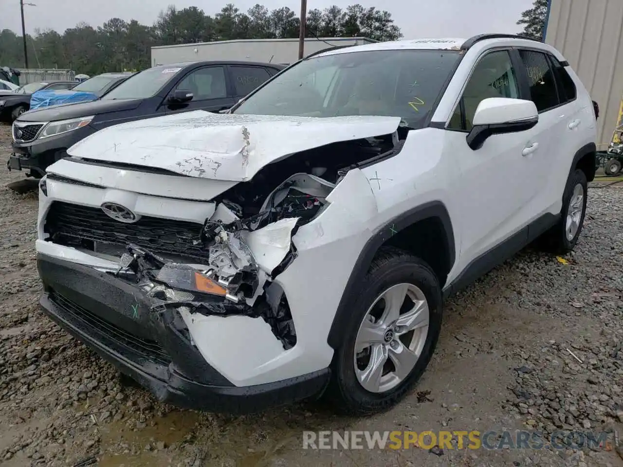 2 Photograph of a damaged car 2T3W1RFV1MW141966 TOYOTA RAV4 2021