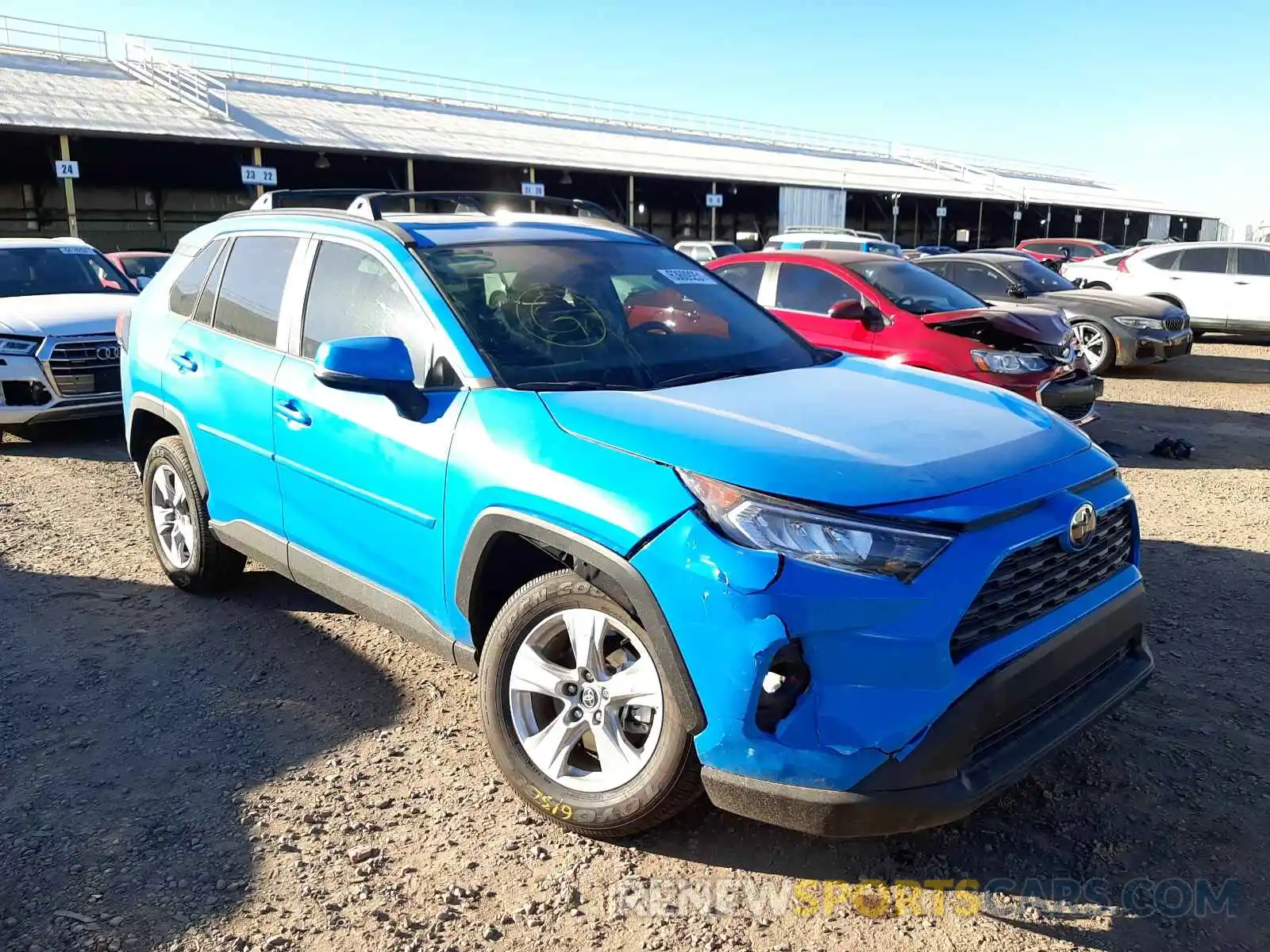 1 Photograph of a damaged car 2T3W1RFV1MW152322 TOYOTA RAV4 2021