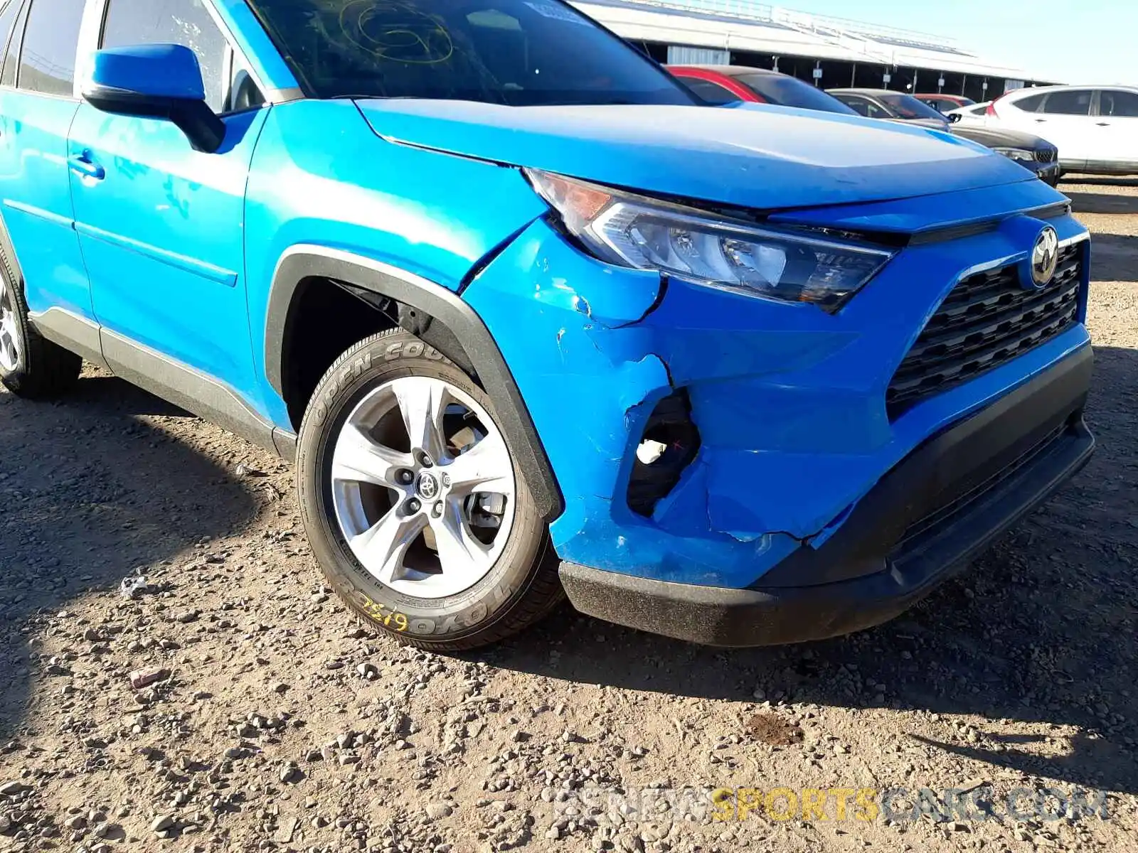 9 Photograph of a damaged car 2T3W1RFV1MW152322 TOYOTA RAV4 2021