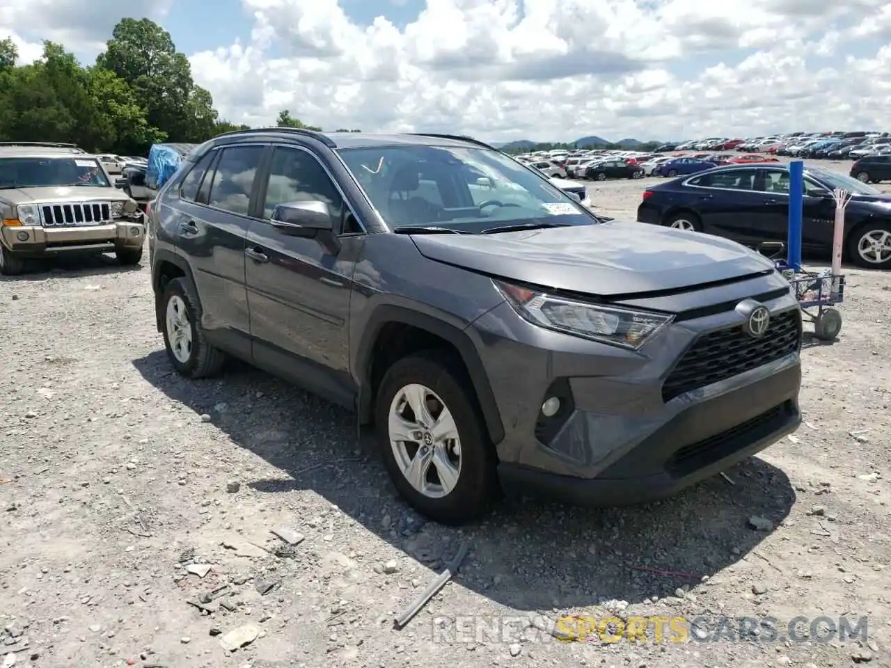 1 Photograph of a damaged car 2T3W1RFV1MW153938 TOYOTA RAV4 2021