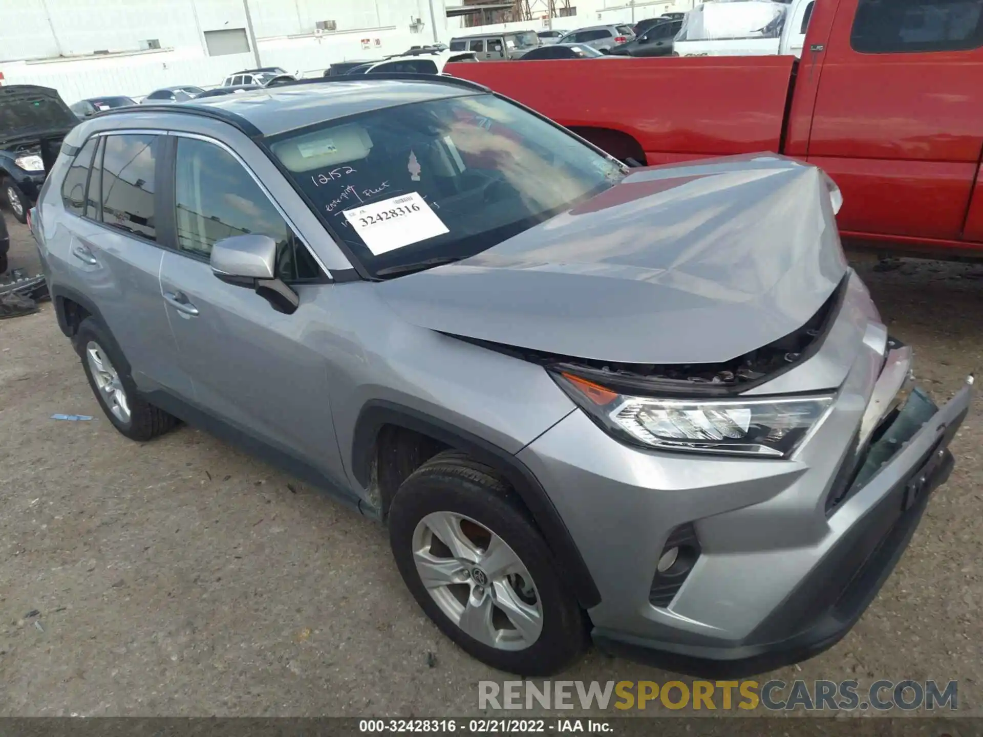 1 Photograph of a damaged car 2T3W1RFV1MW155320 TOYOTA RAV4 2021