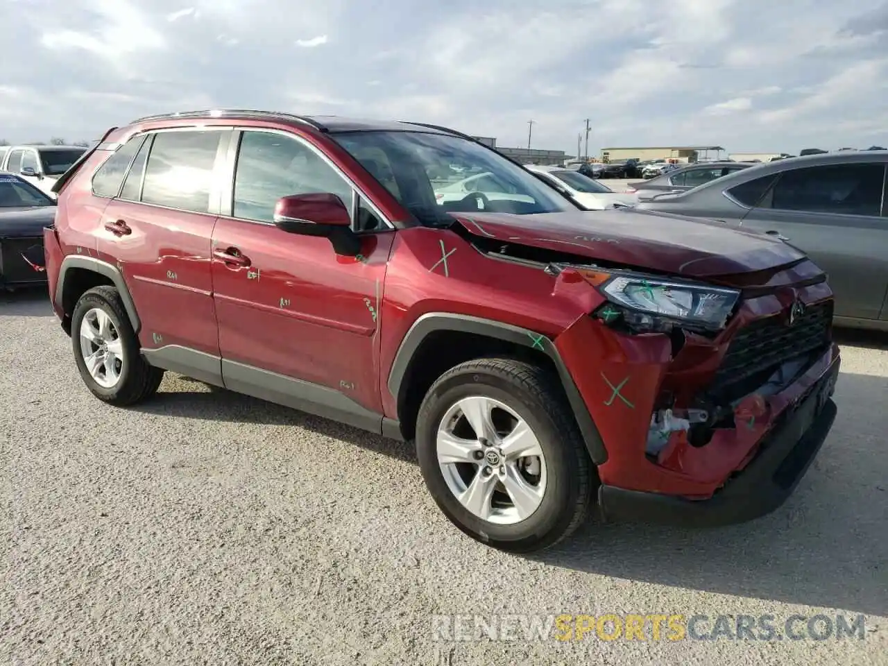 4 Photograph of a damaged car 2T3W1RFV1MW155947 TOYOTA RAV4 2021