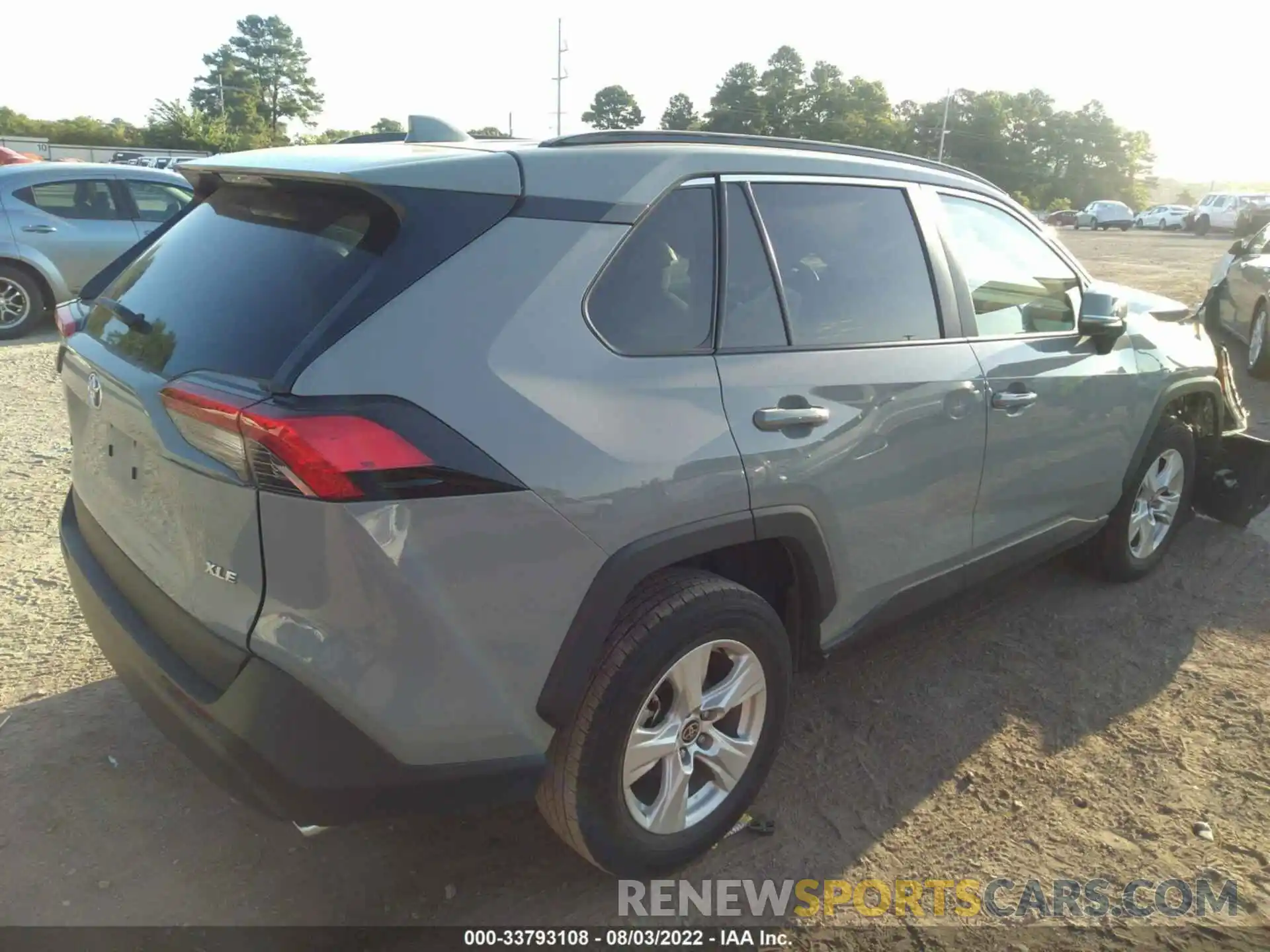 4 Photograph of a damaged car 2T3W1RFV1MW156239 TOYOTA RAV4 2021