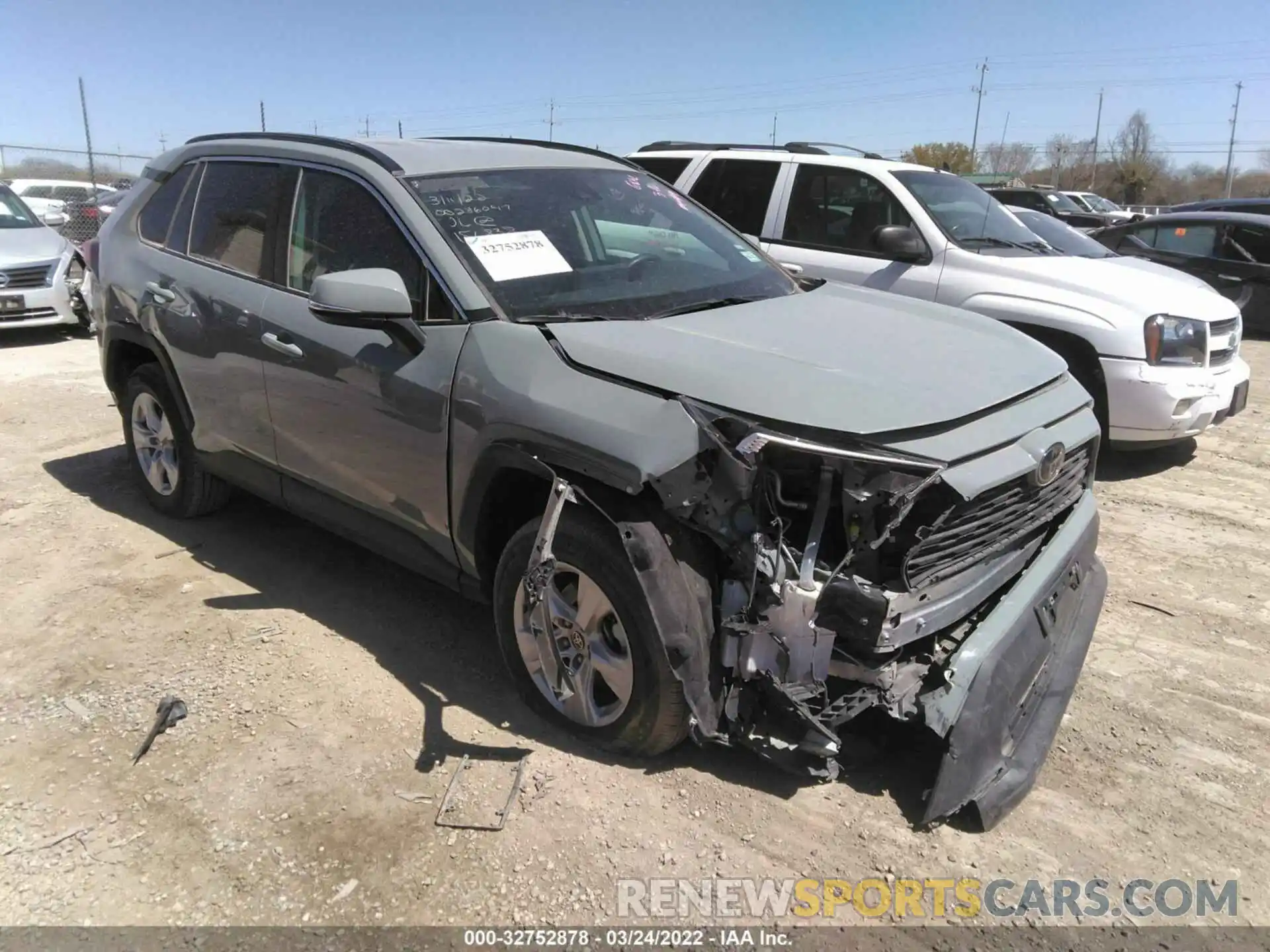 1 Photograph of a damaged car 2T3W1RFV1MW156838 TOYOTA RAV4 2021