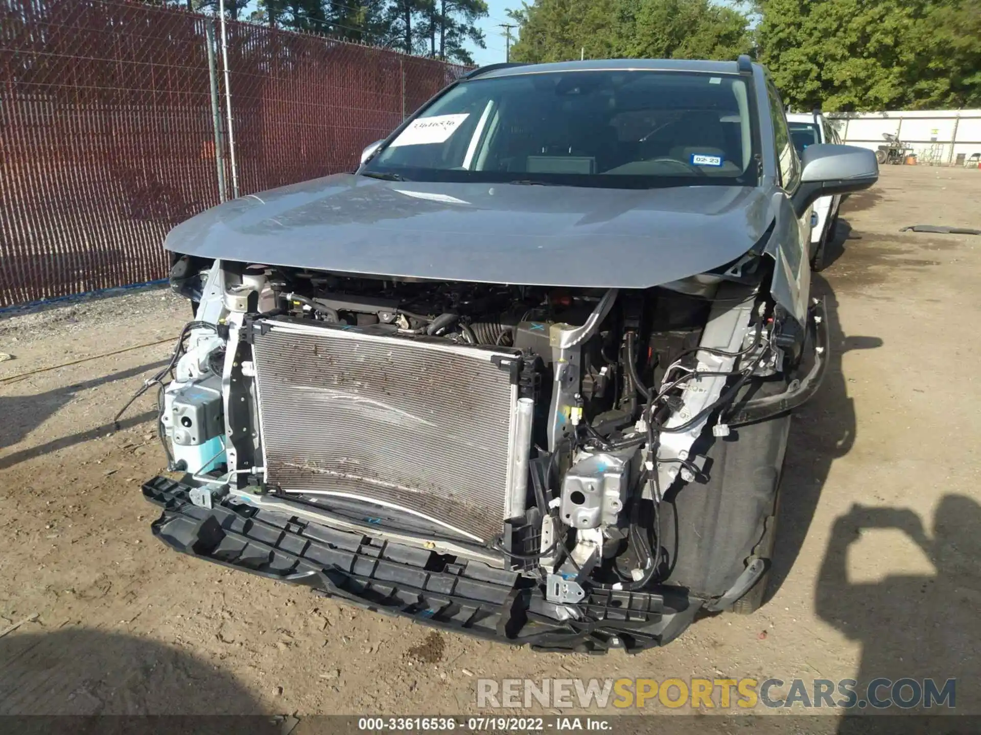 6 Photograph of a damaged car 2T3W1RFV1MW161635 TOYOTA RAV4 2021