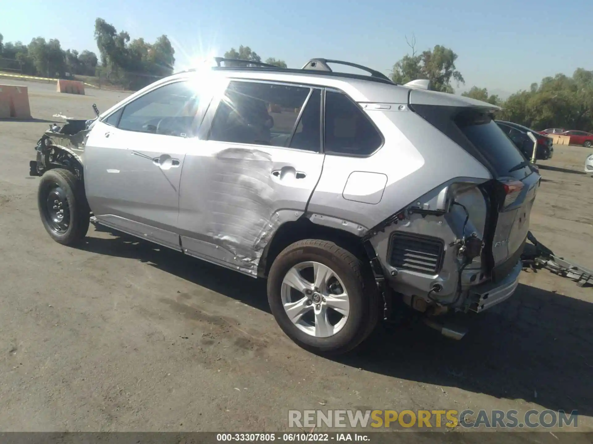 3 Photograph of a damaged car 2T3W1RFV1MW166849 TOYOTA RAV4 2021