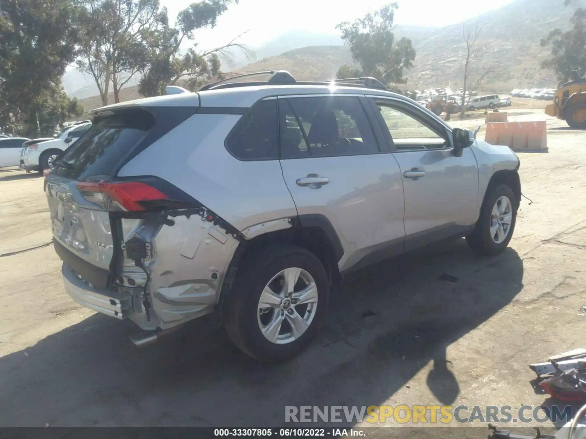 4 Photograph of a damaged car 2T3W1RFV1MW166849 TOYOTA RAV4 2021