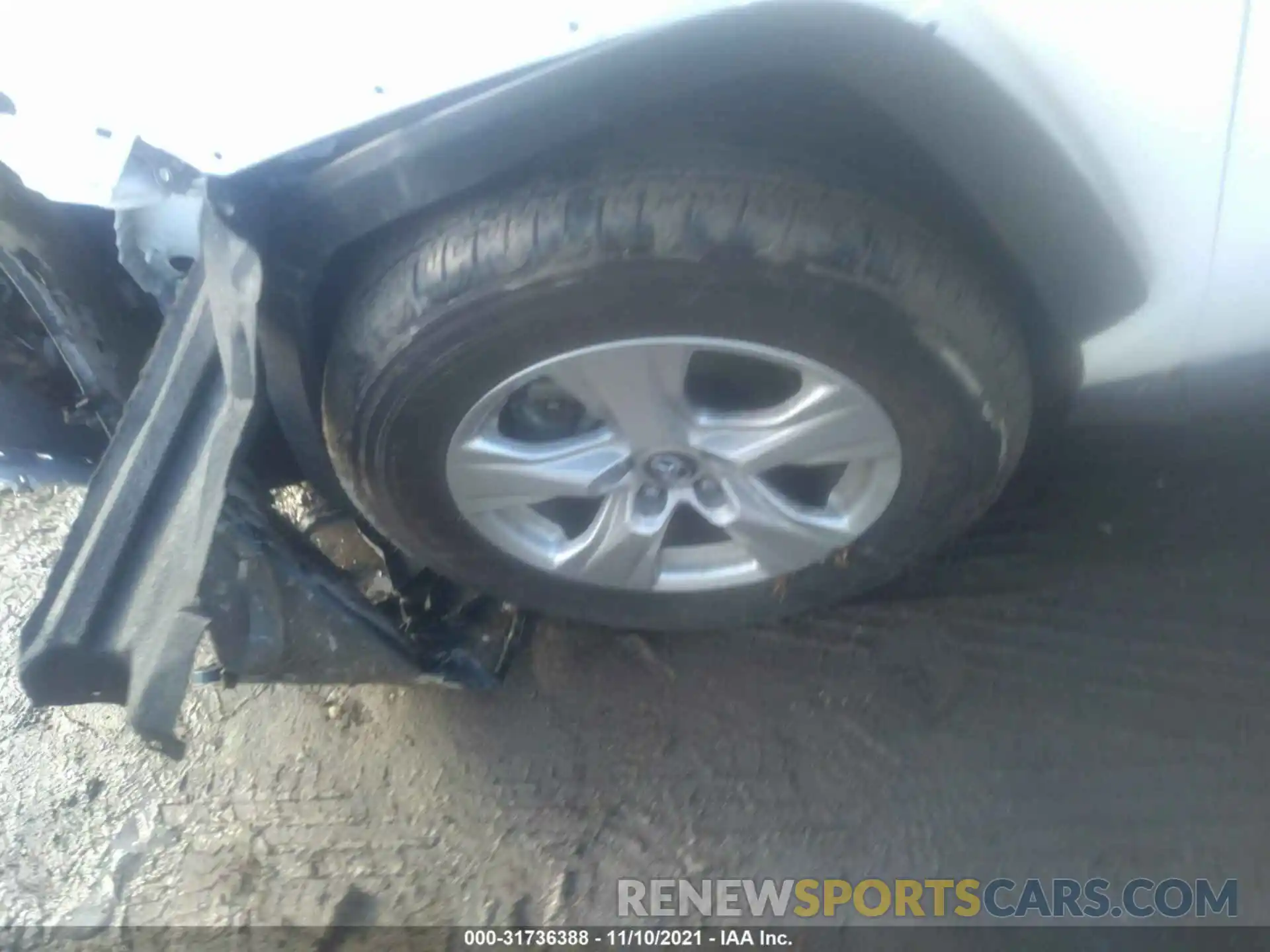 13 Photograph of a damaged car 2T3W1RFV2MC088857 TOYOTA RAV4 2021