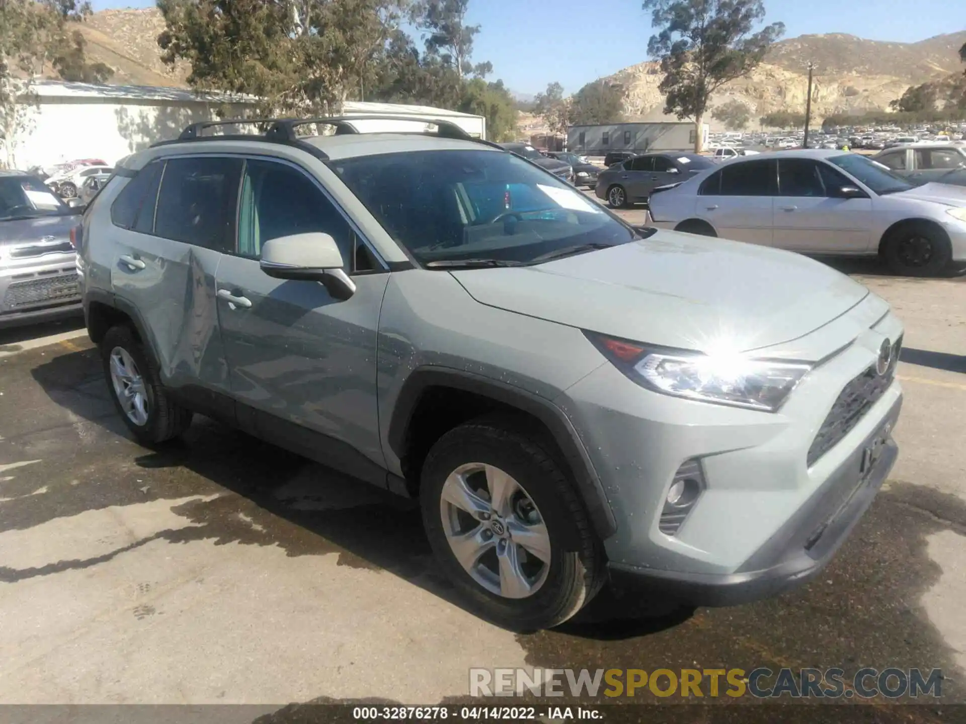 1 Photograph of a damaged car 2T3W1RFV2MC090950 TOYOTA RAV4 2021