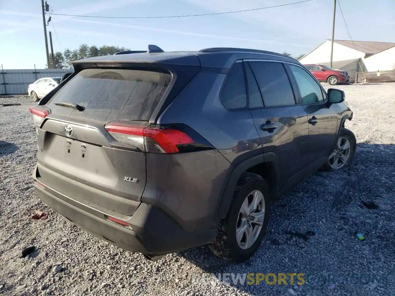 4 Photograph of a damaged car 2T3W1RFV2MC100795 TOYOTA RAV4 2021