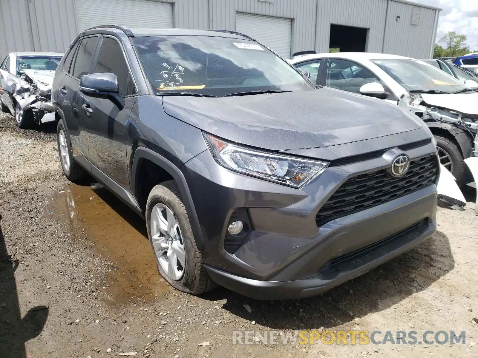 1 Photograph of a damaged car 2T3W1RFV2MC102529 TOYOTA RAV4 2021