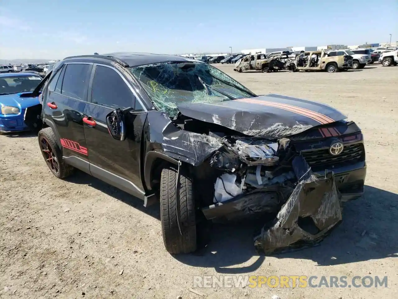 1 Photograph of a damaged car 2T3W1RFV2MC108332 TOYOTA RAV4 2021