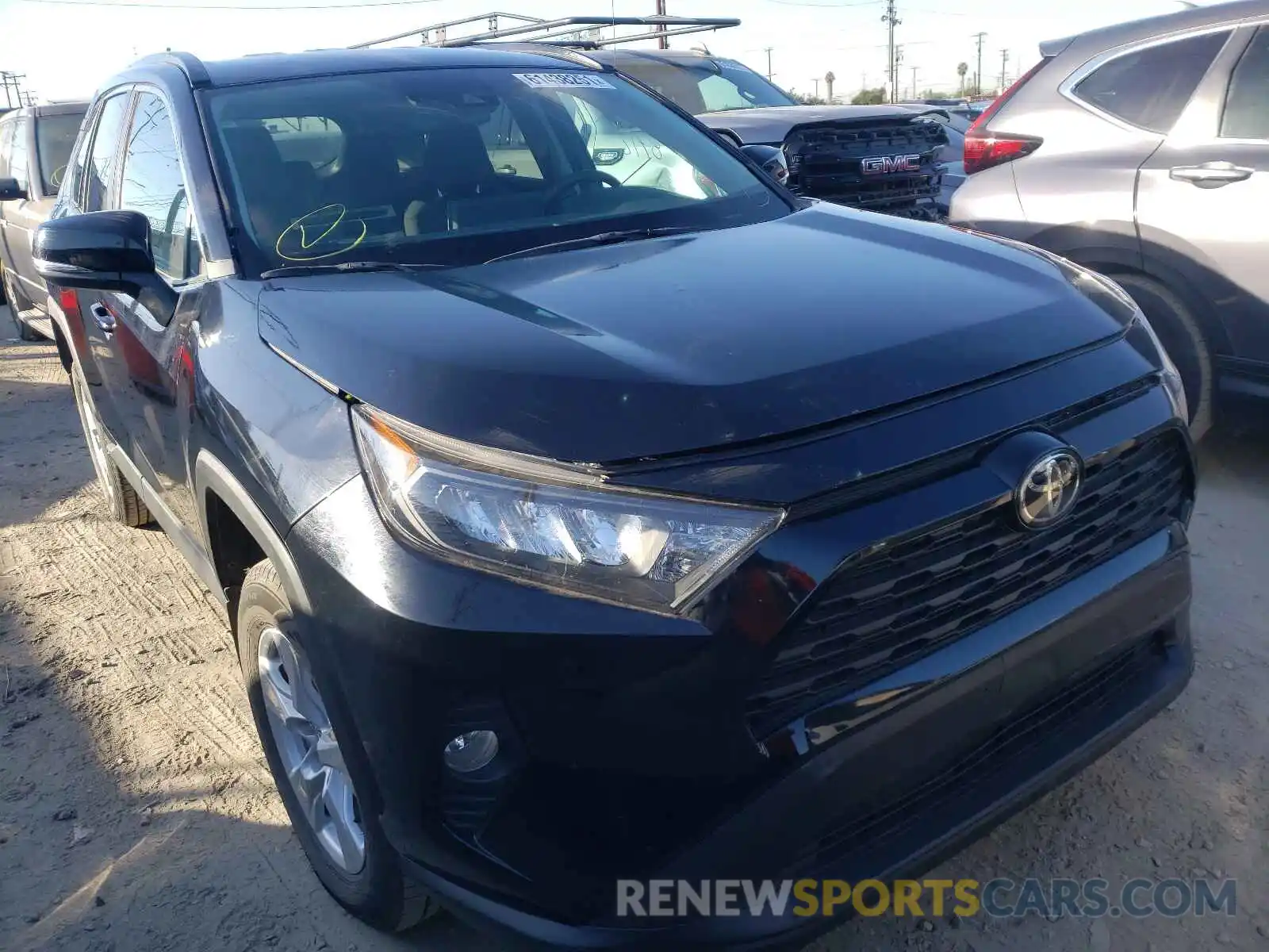 1 Photograph of a damaged car 2T3W1RFV2MC109383 TOYOTA RAV4 2021