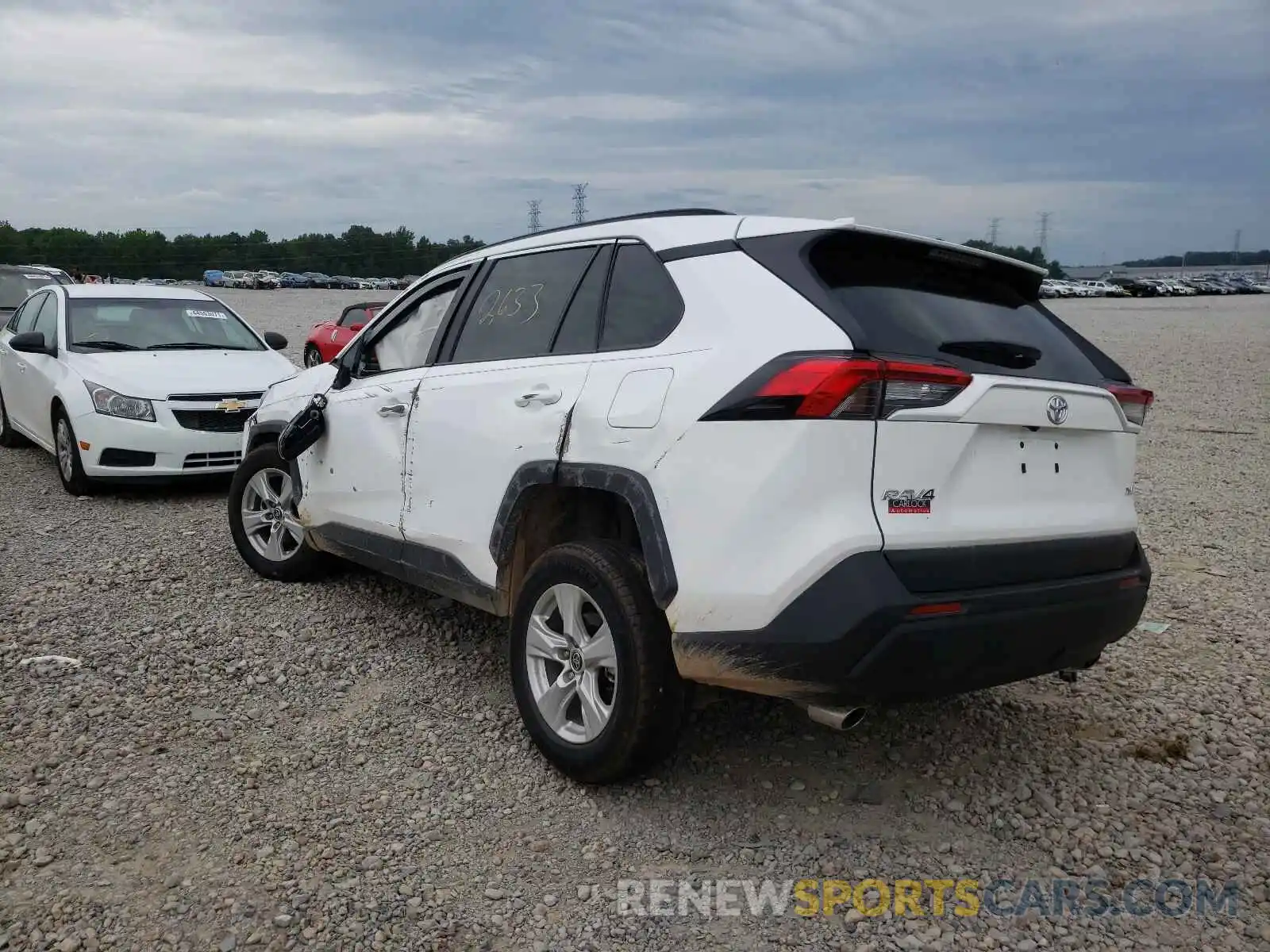 3 Photograph of a damaged car 2T3W1RFV2MC126801 TOYOTA RAV4 2021