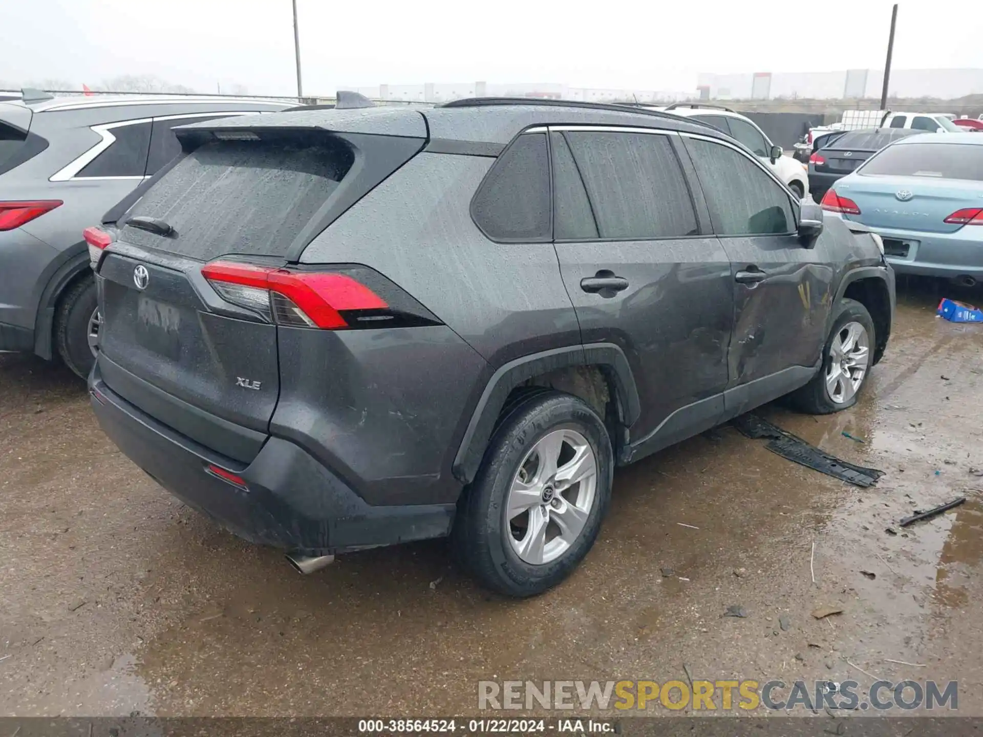 4 Photograph of a damaged car 2T3W1RFV2MC131691 TOYOTA RAV4 2021