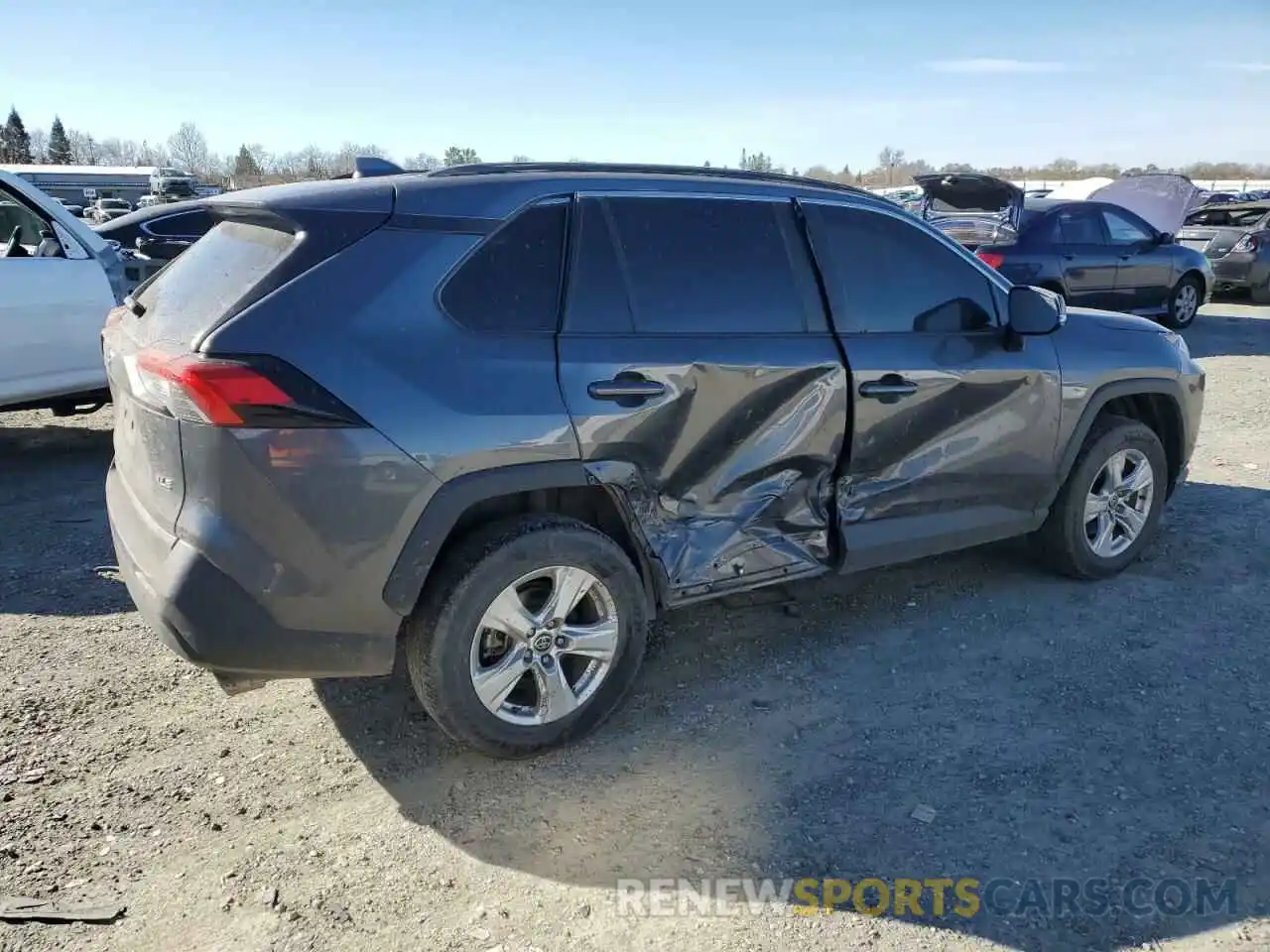 3 Photograph of a damaged car 2T3W1RFV2MC132405 TOYOTA RAV4 2021