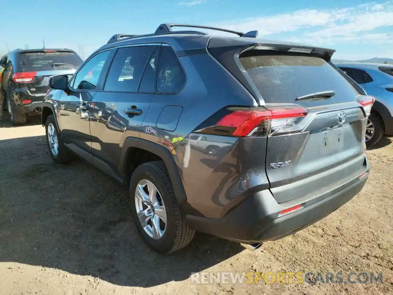 3 Фотография поврежденного автомобиля 2T3W1RFV2MC136986 TOYOTA RAV4 2021