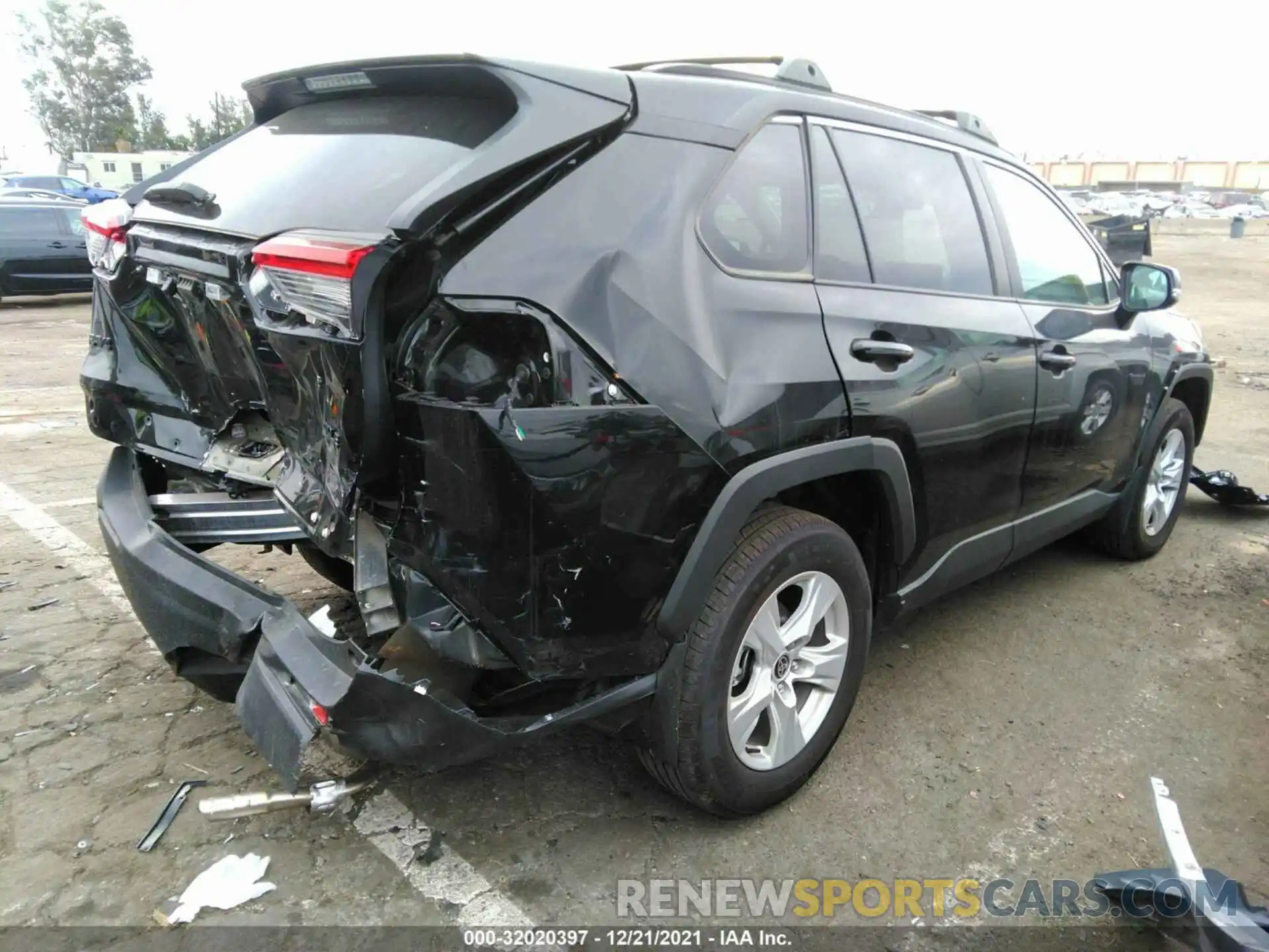 4 Фотография поврежденного автомобиля 2T3W1RFV2MC143338 TOYOTA RAV4 2021