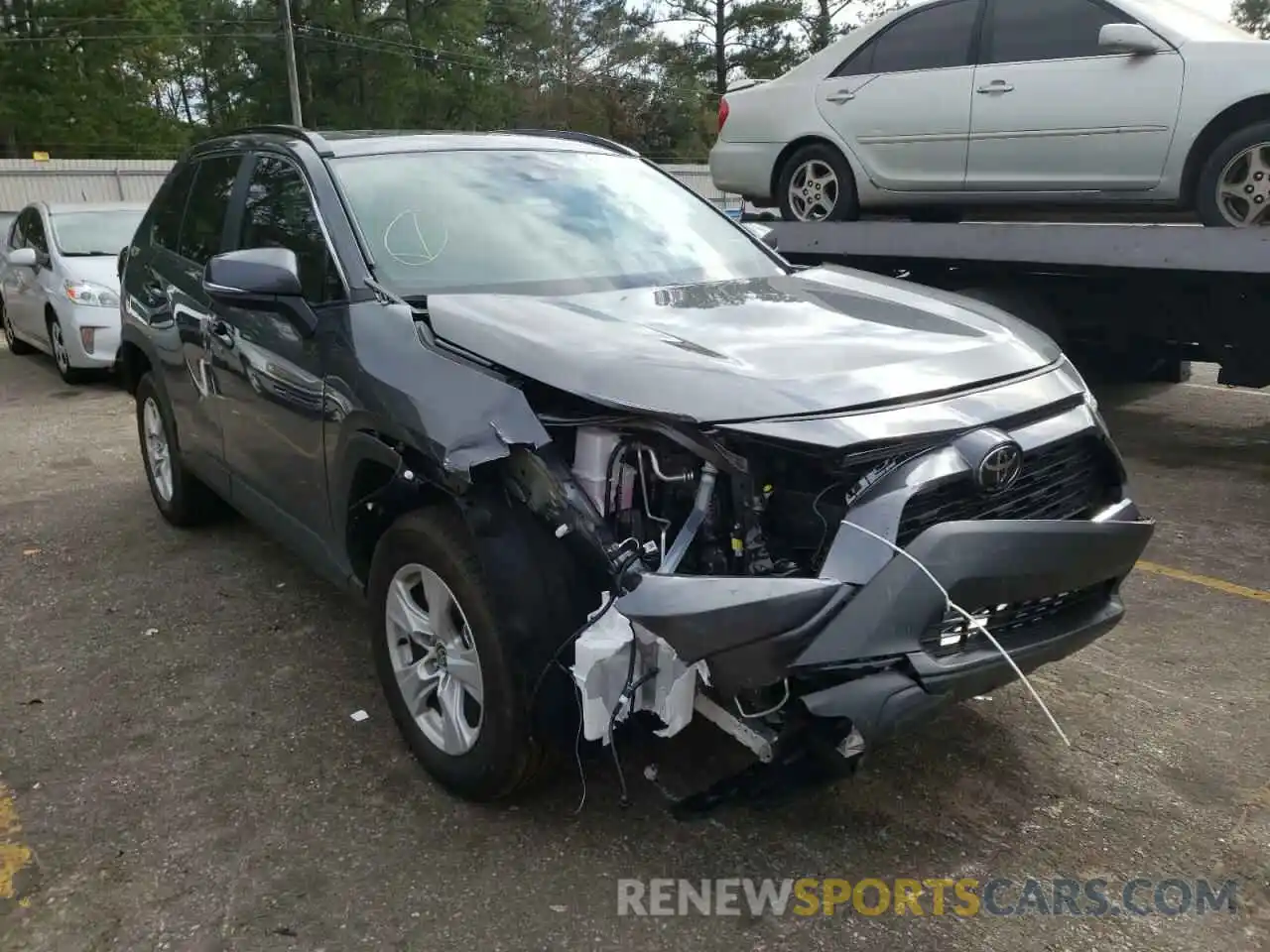 1 Photograph of a damaged car 2T3W1RFV2MC161175 TOYOTA RAV4 2021