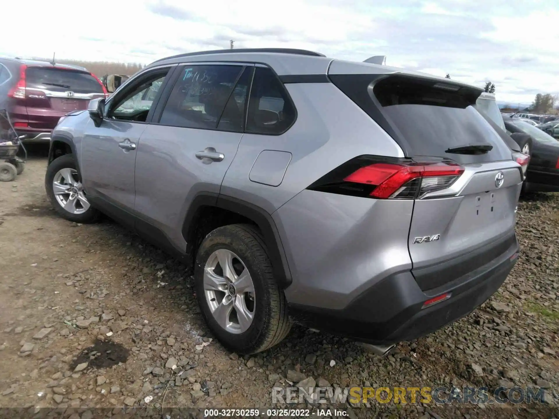 3 Фотография поврежденного автомобиля 2T3W1RFV2MC165033 TOYOTA RAV4 2021