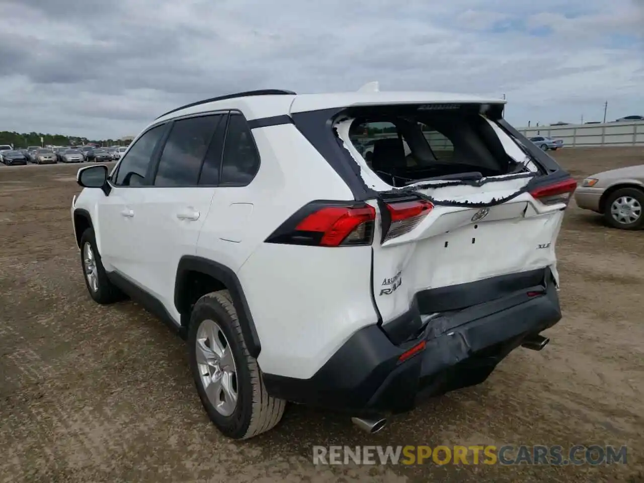 3 Photograph of a damaged car 2T3W1RFV2MC167896 TOYOTA RAV4 2021