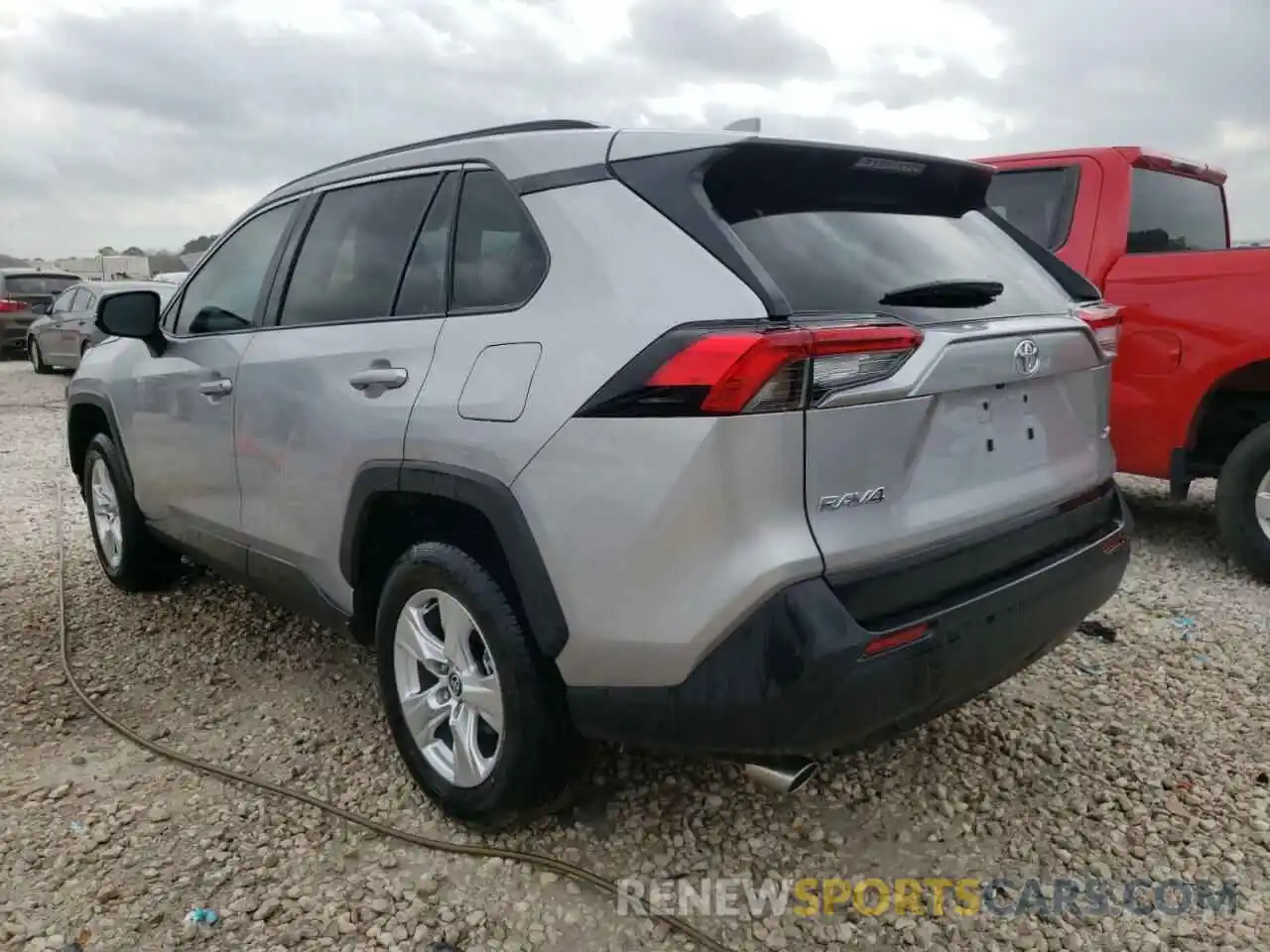 3 Фотография поврежденного автомобиля 2T3W1RFV2MC172564 TOYOTA RAV4 2021