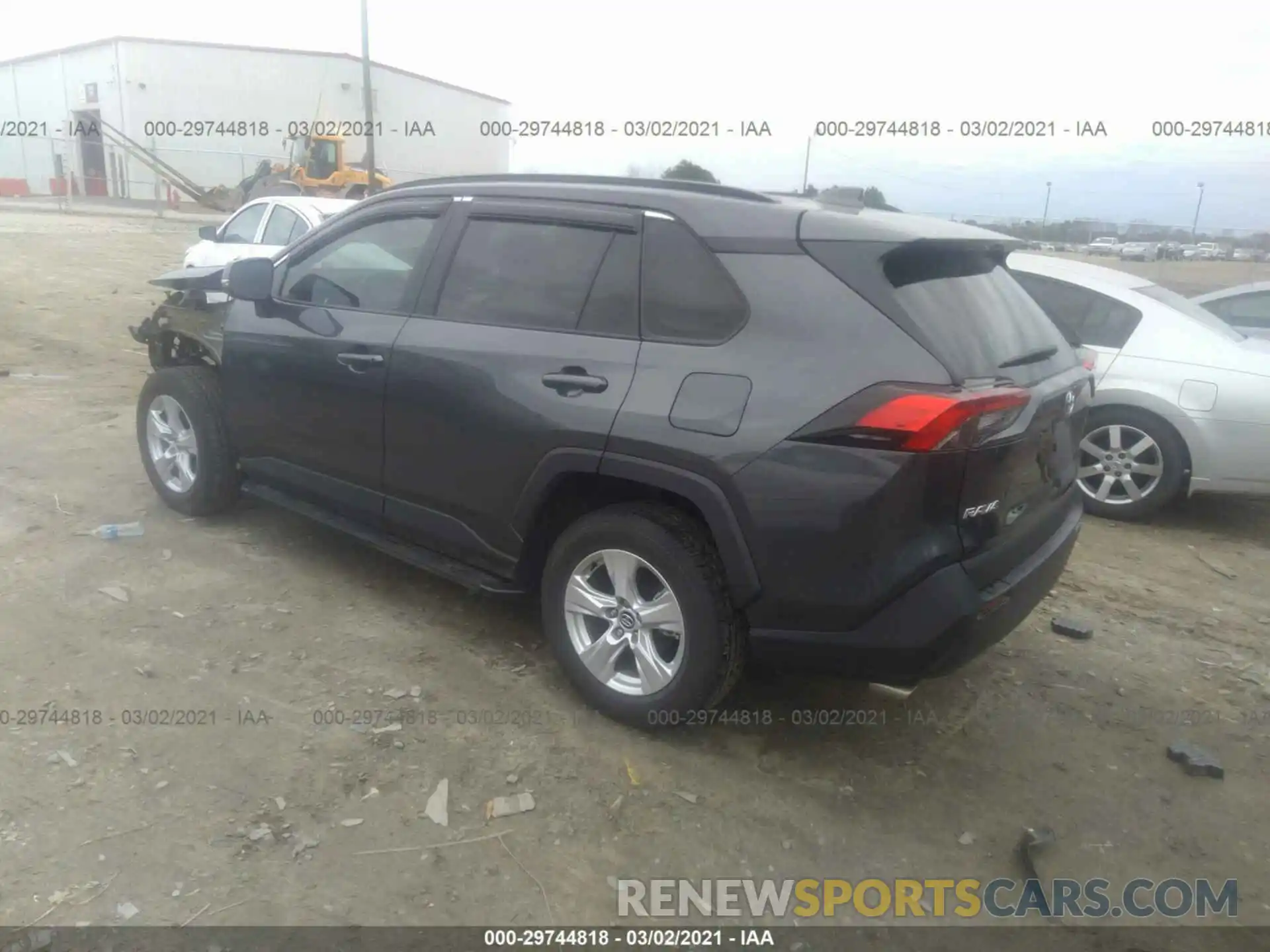 3 Фотография поврежденного автомобиля 2T3W1RFV2MW104232 TOYOTA RAV4 2021