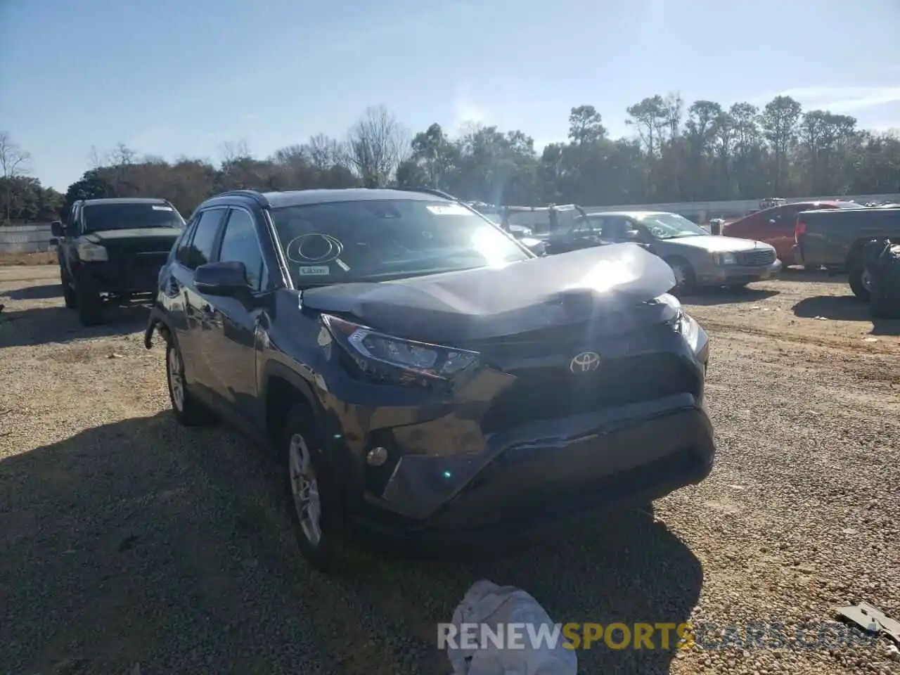 1 Photograph of a damaged car 2T3W1RFV2MW107048 TOYOTA RAV4 2021