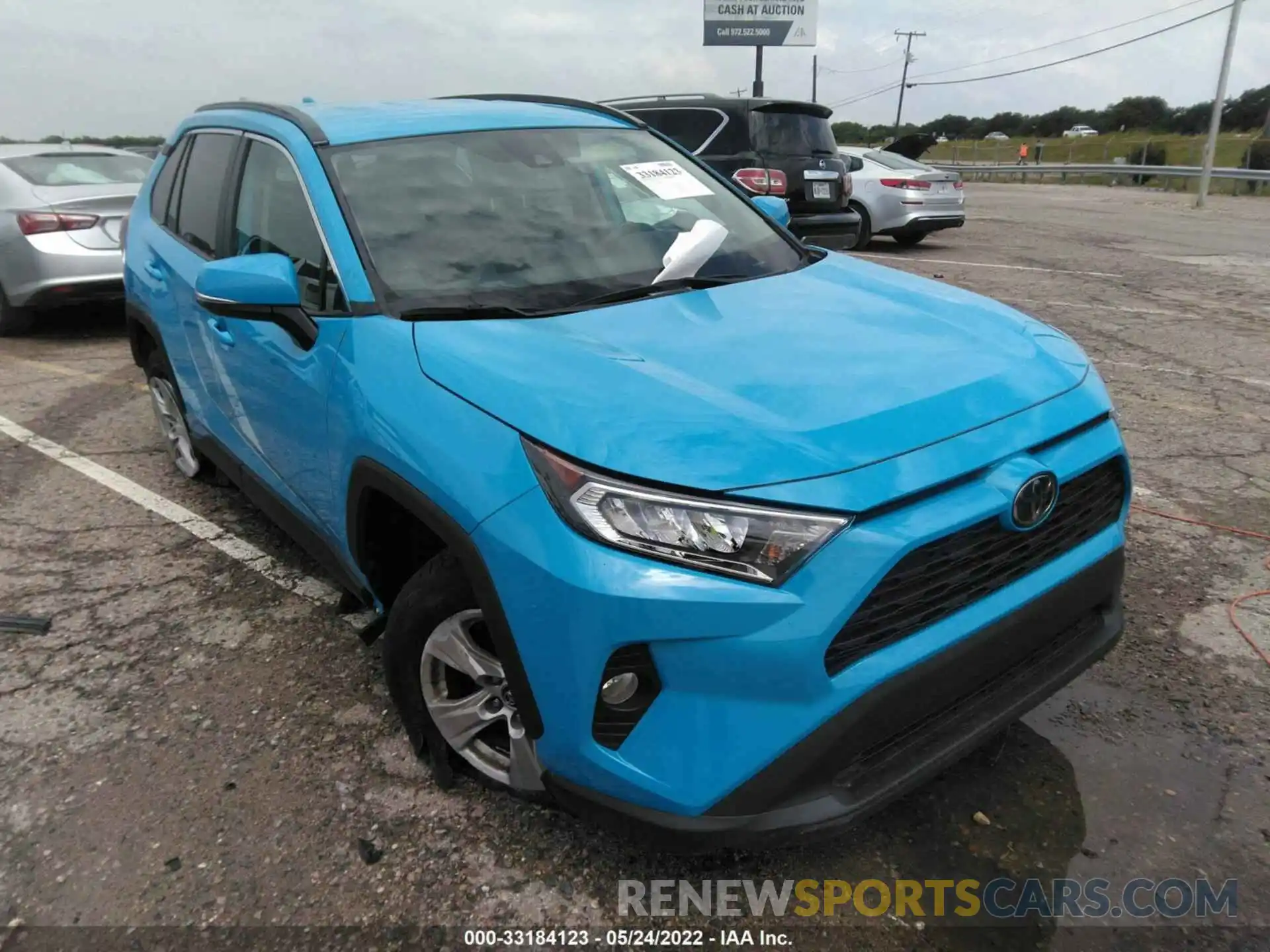 1 Photograph of a damaged car 2T3W1RFV2MW111682 TOYOTA RAV4 2021