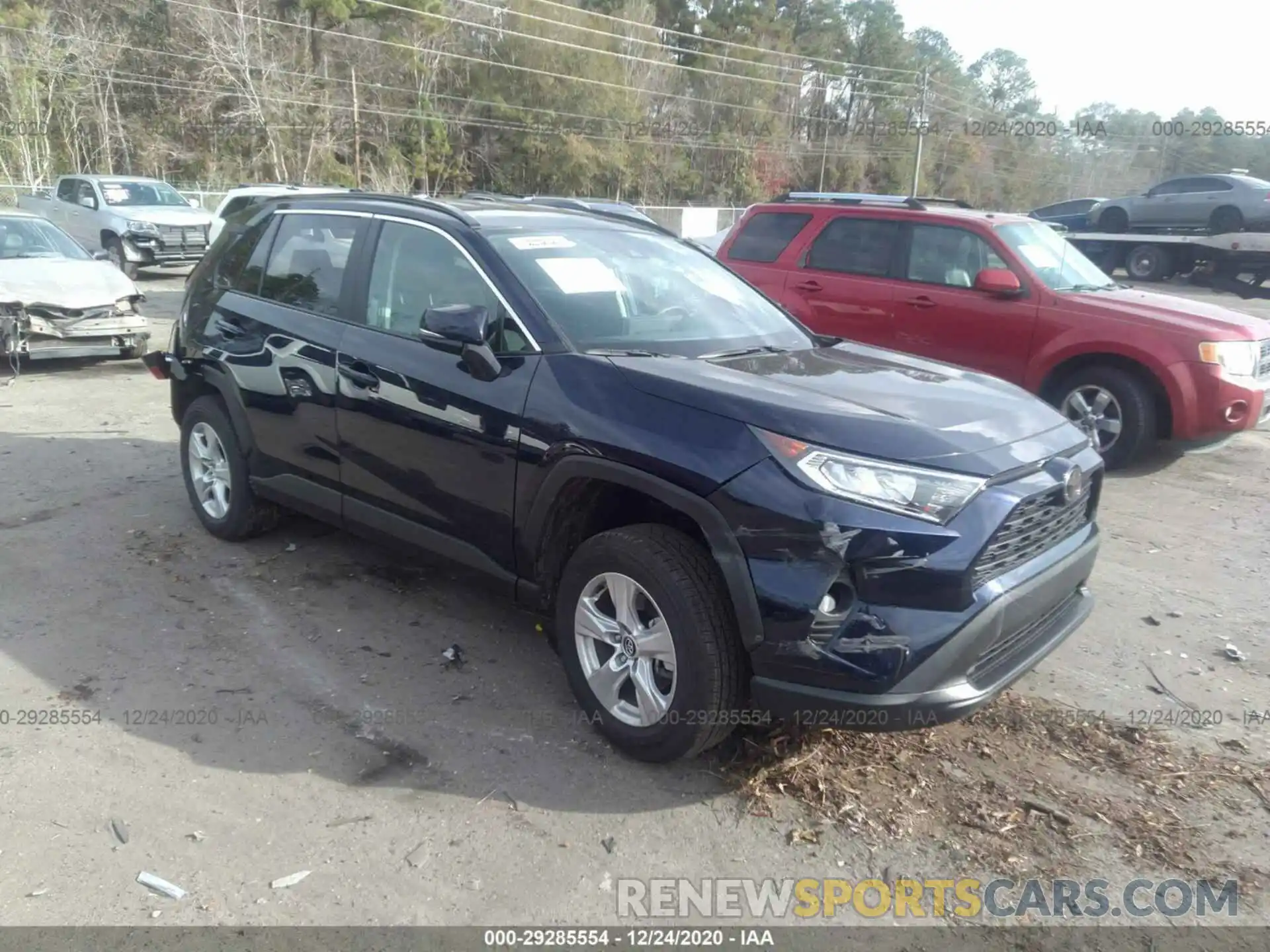 1 Photograph of a damaged car 2T3W1RFV2MW115585 TOYOTA RAV4 2021