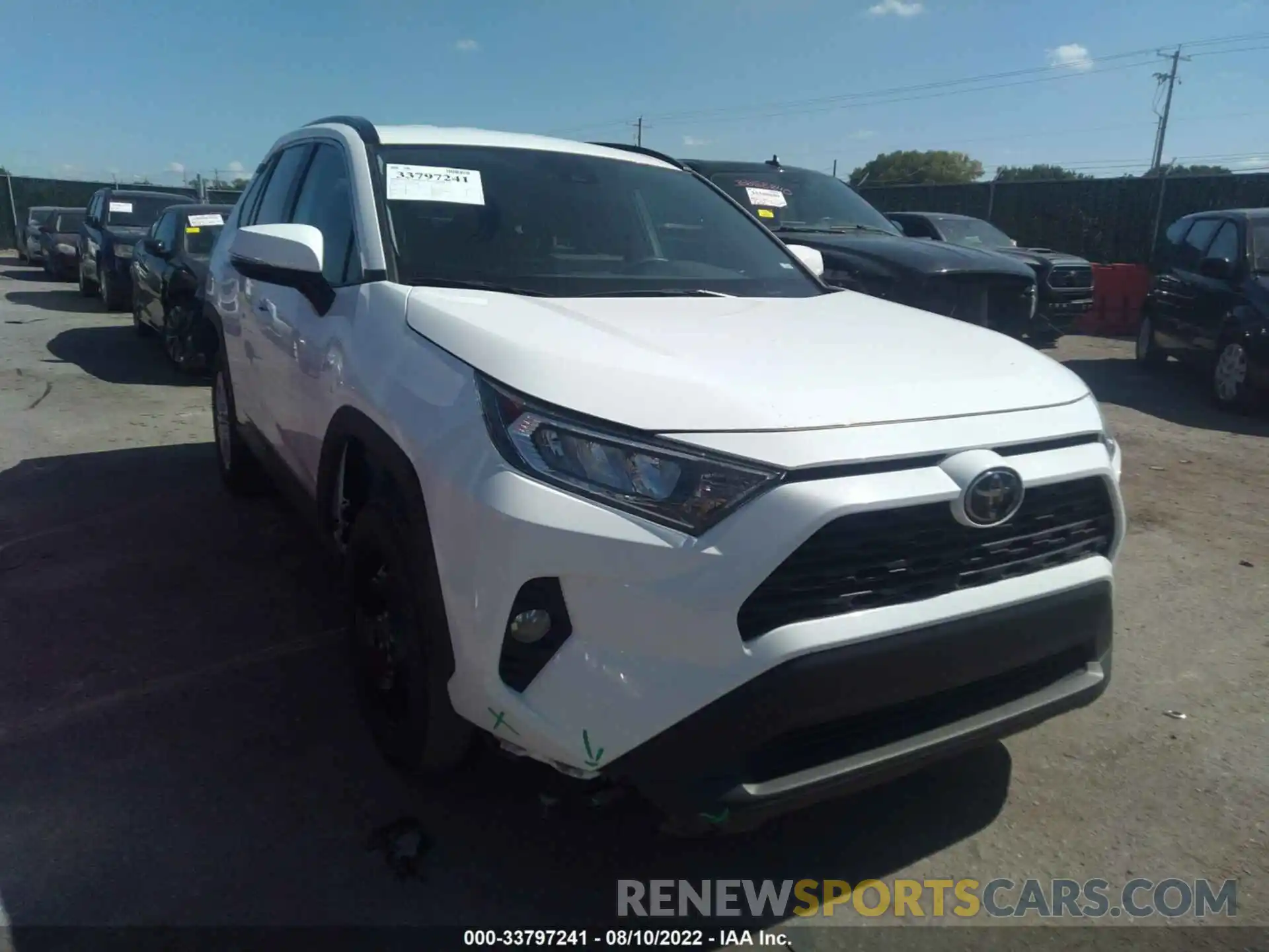 1 Photograph of a damaged car 2T3W1RFV2MW119264 TOYOTA RAV4 2021