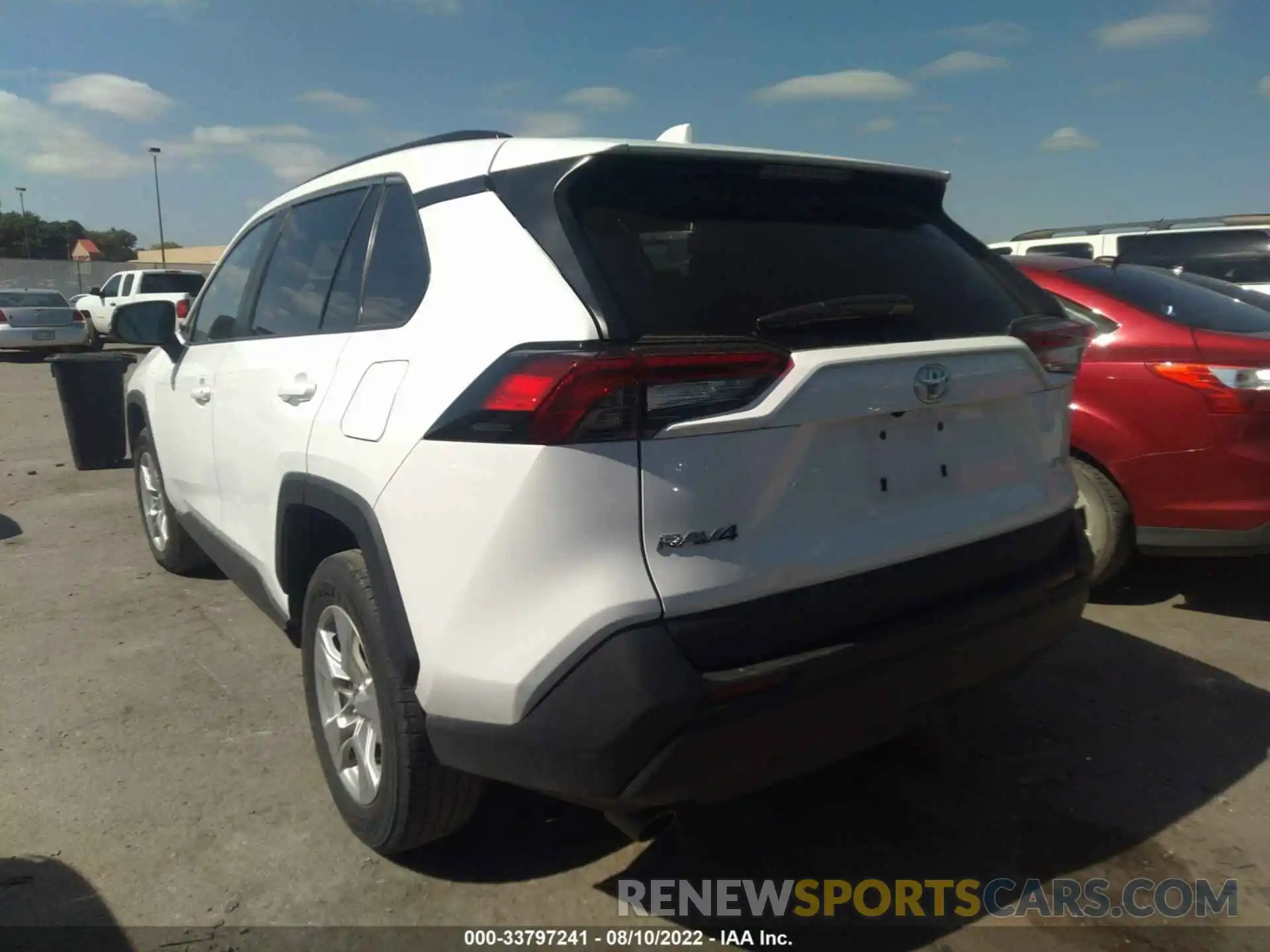 3 Photograph of a damaged car 2T3W1RFV2MW119264 TOYOTA RAV4 2021