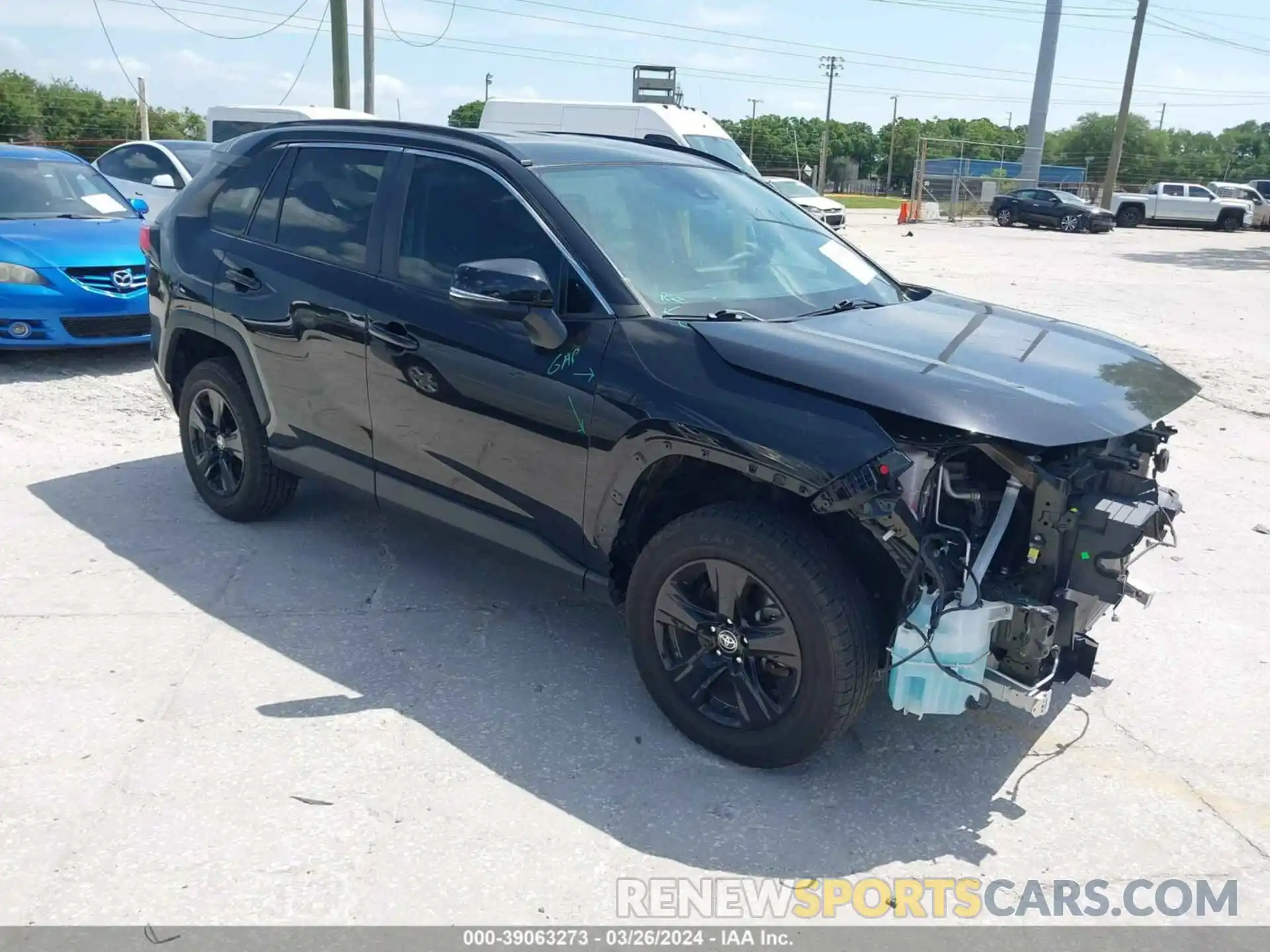 1 Photograph of a damaged car 2T3W1RFV2MW128420 TOYOTA RAV4 2021