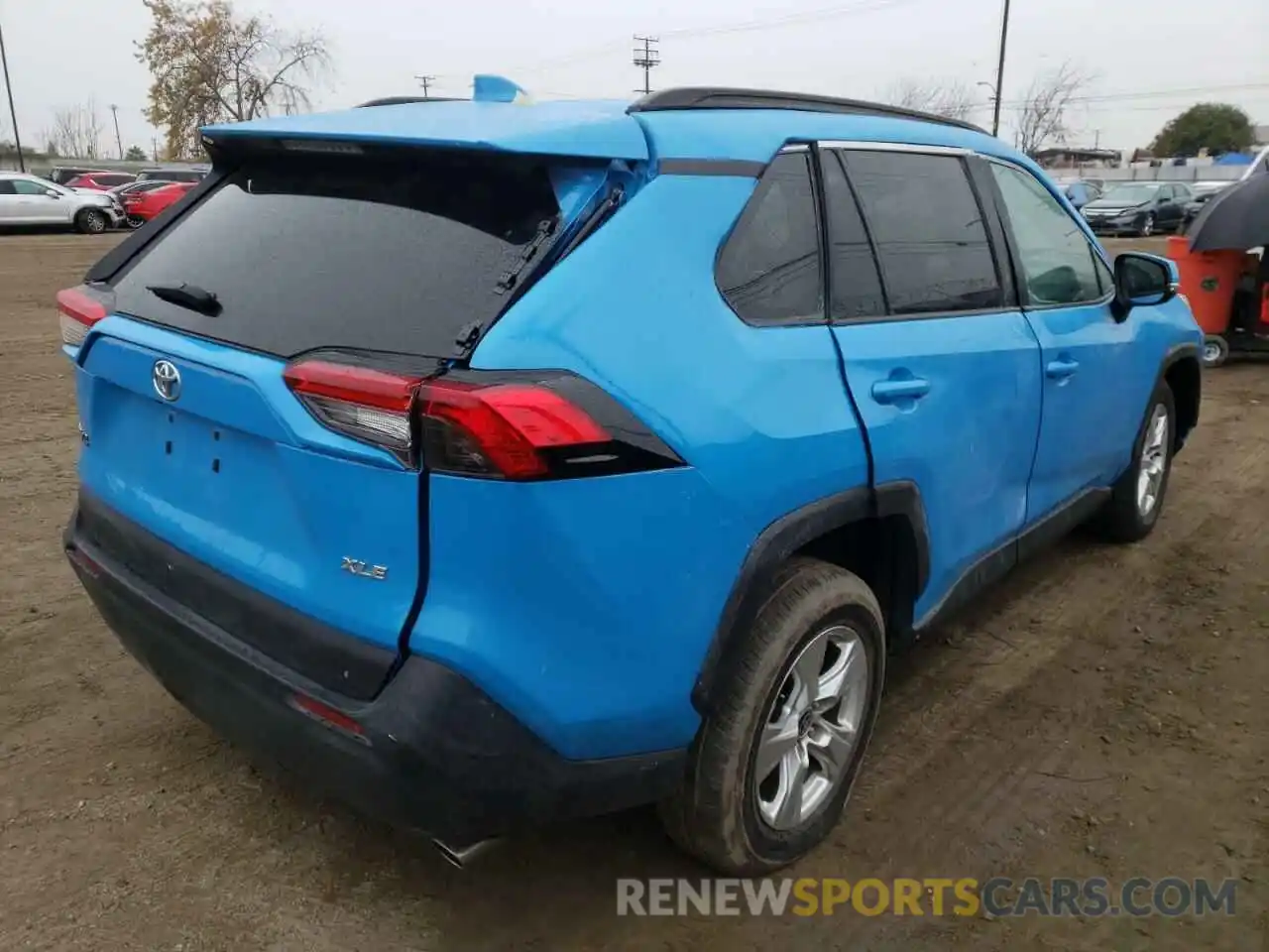 4 Photograph of a damaged car 2T3W1RFV2MW137554 TOYOTA RAV4 2021