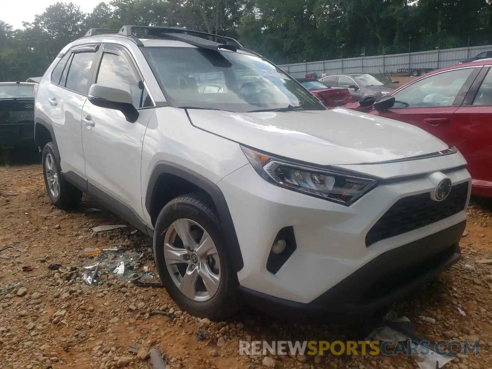 1 Photograph of a damaged car 2T3W1RFV2MW146061 TOYOTA RAV4 2021