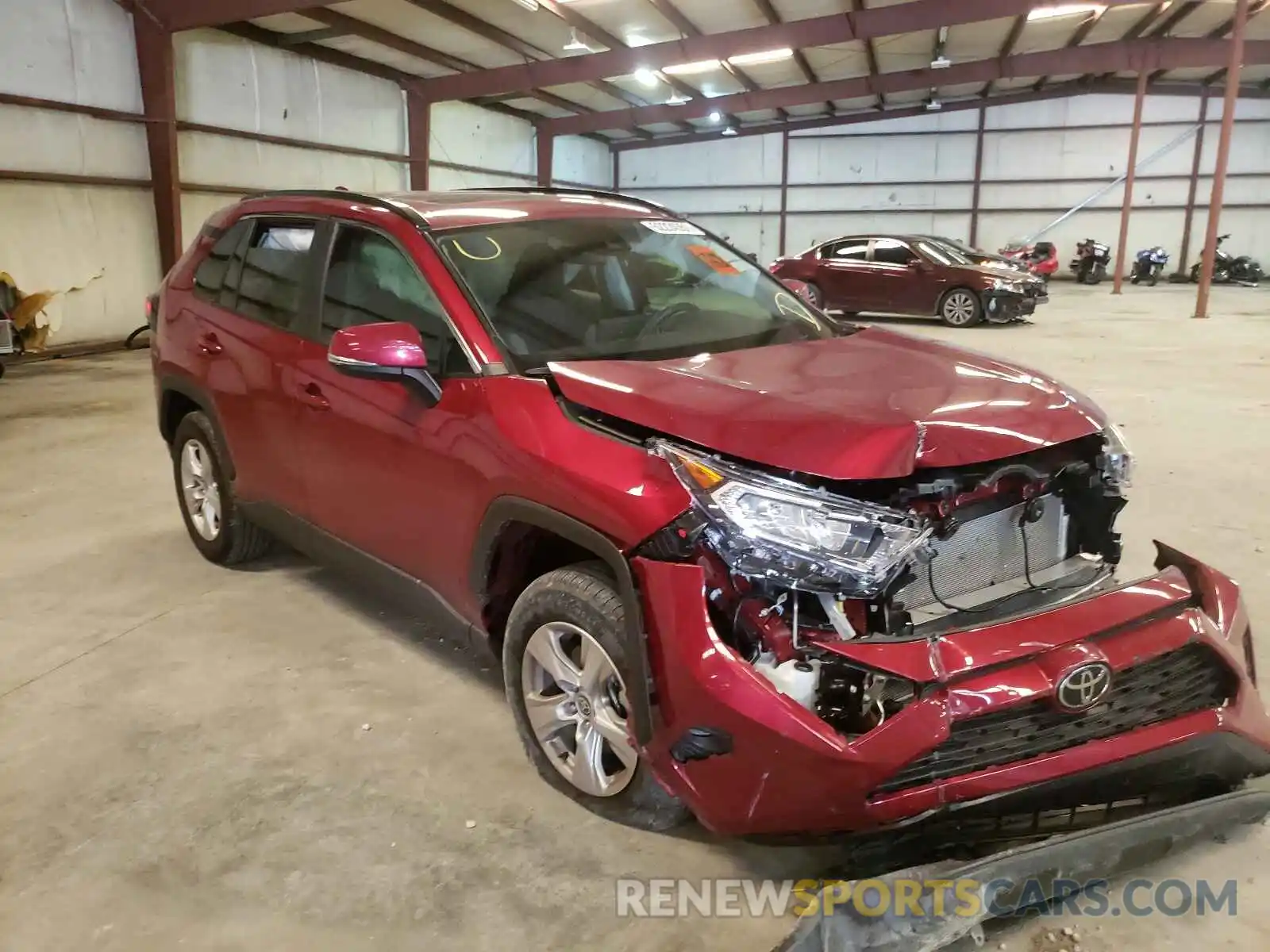 1 Photograph of a damaged car 2T3W1RFV2MW147372 TOYOTA RAV4 2021