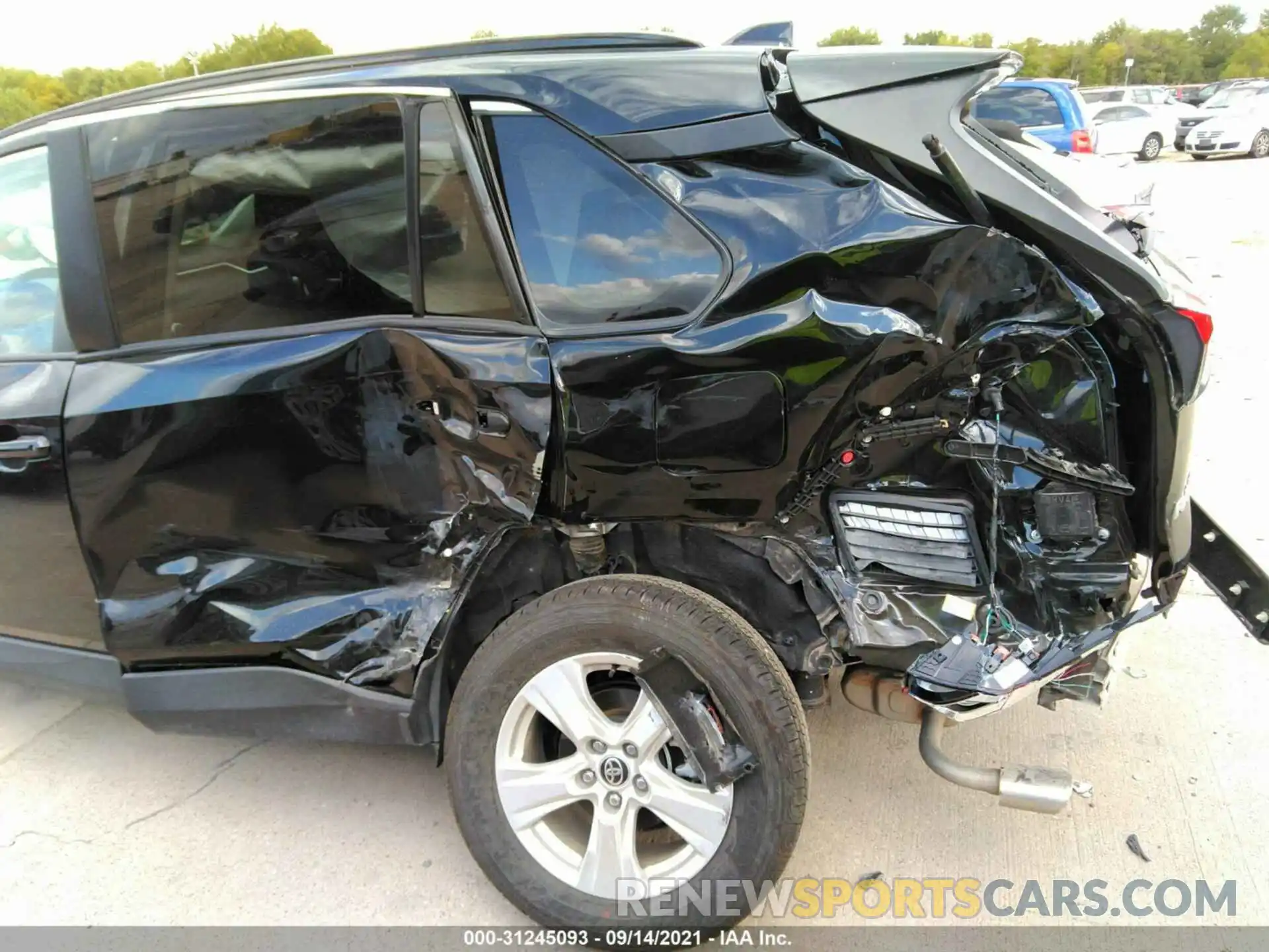 6 Photograph of a damaged car 2T3W1RFV2MW150109 TOYOTA RAV4 2021