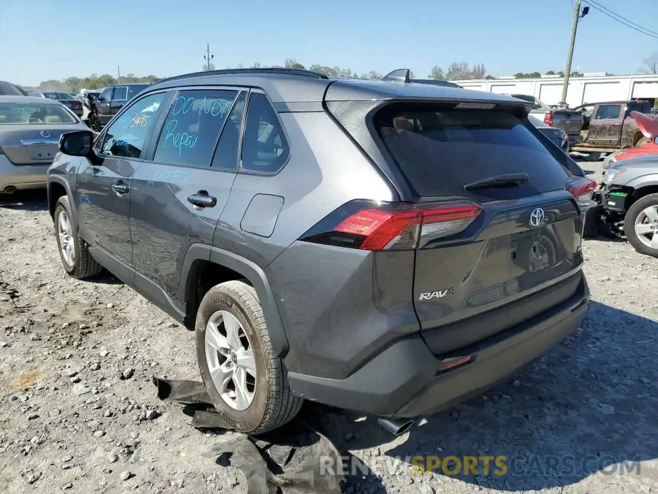 3 Photograph of a damaged car 2T3W1RFV2MW160719 TOYOTA RAV4 2021