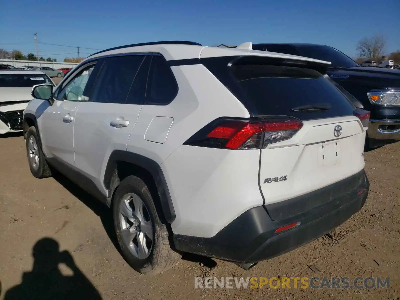 3 Photograph of a damaged car 2T3W1RFV3MC088589 TOYOTA RAV4 2021