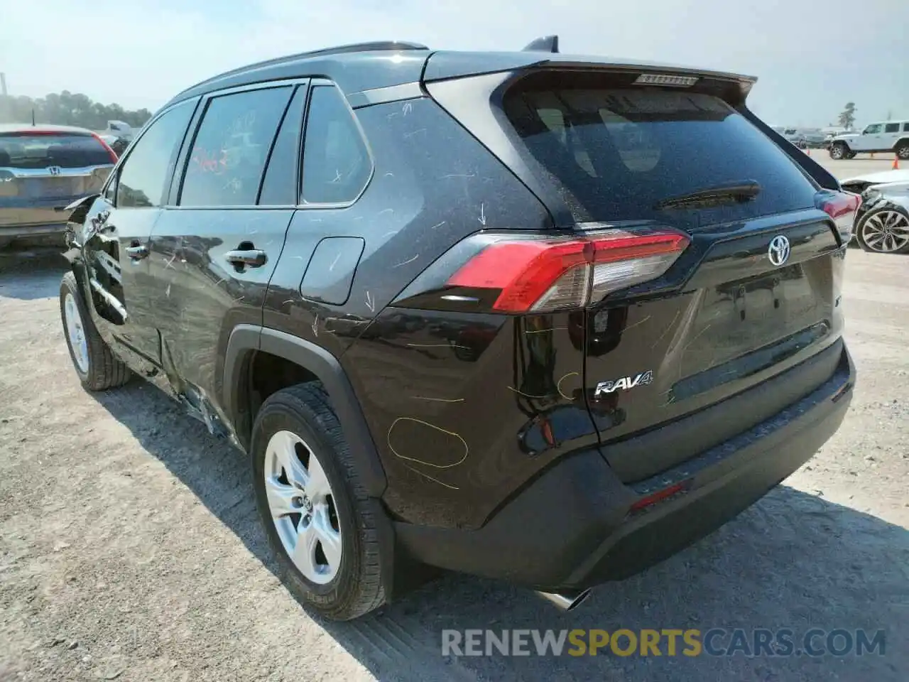 3 Photograph of a damaged car 2T3W1RFV3MC090052 TOYOTA RAV4 2021