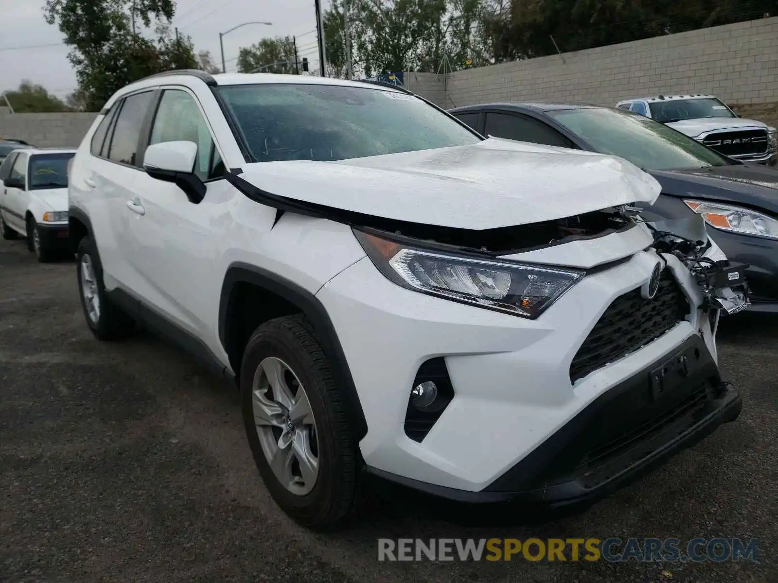 1 Photograph of a damaged car 2T3W1RFV3MC091685 TOYOTA RAV4 2021